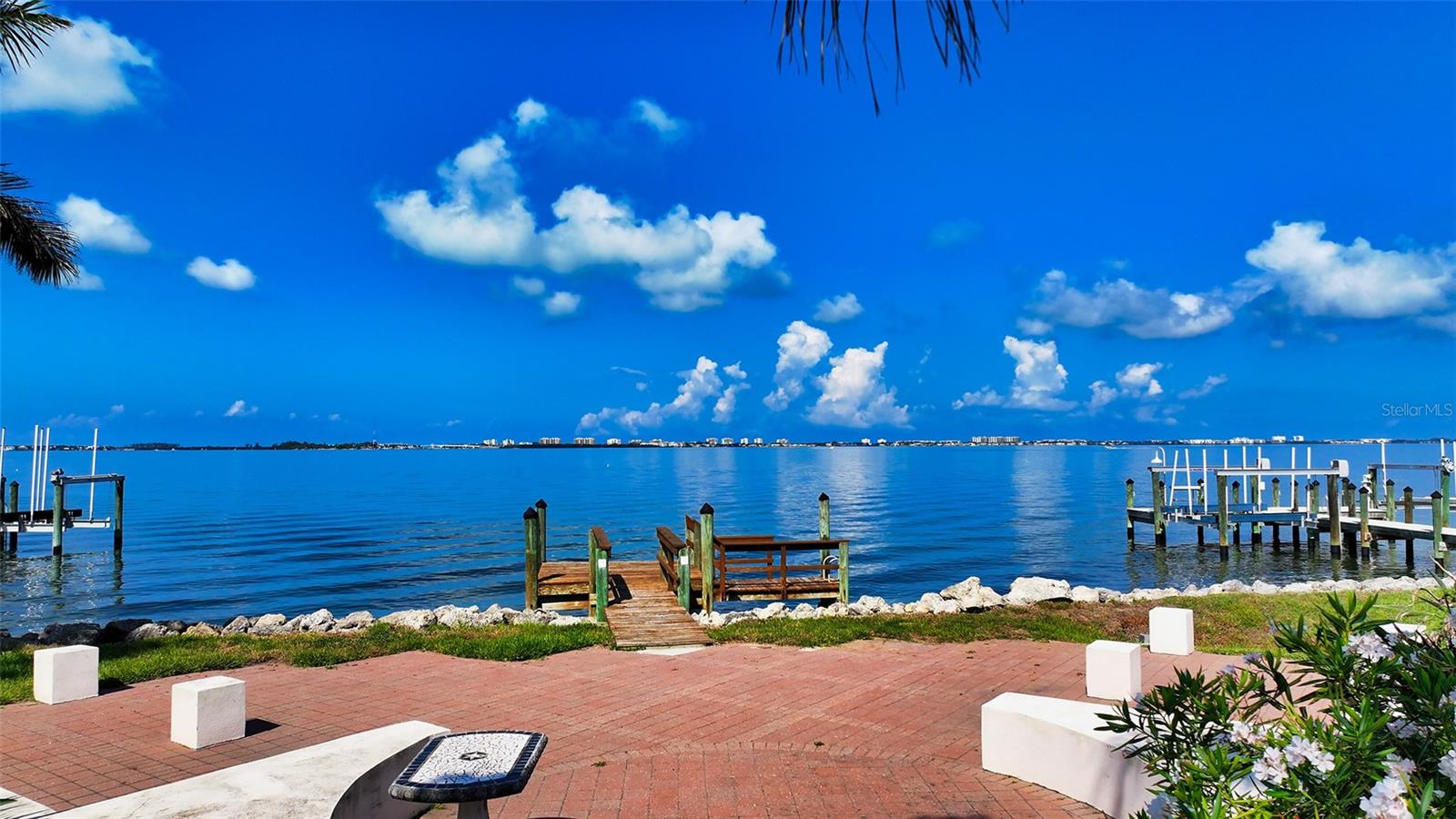 TOCOBAGA BAY - Residential