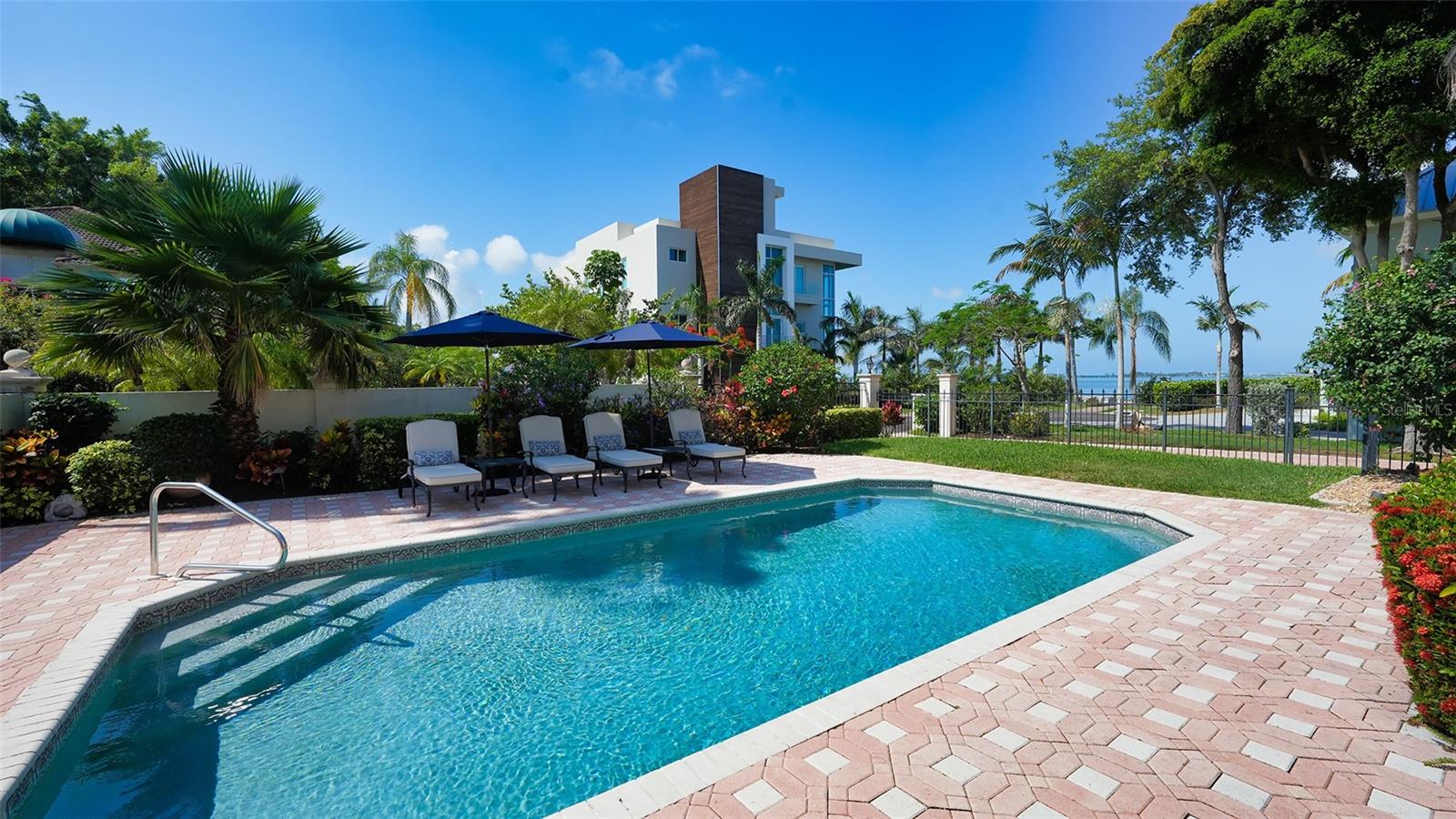 TOCOBAGA BAY - Residential