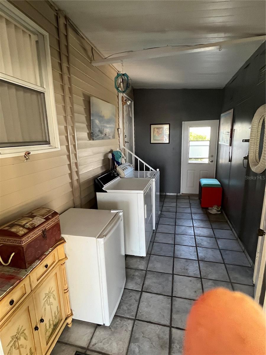 VENICE ISLE - Residential