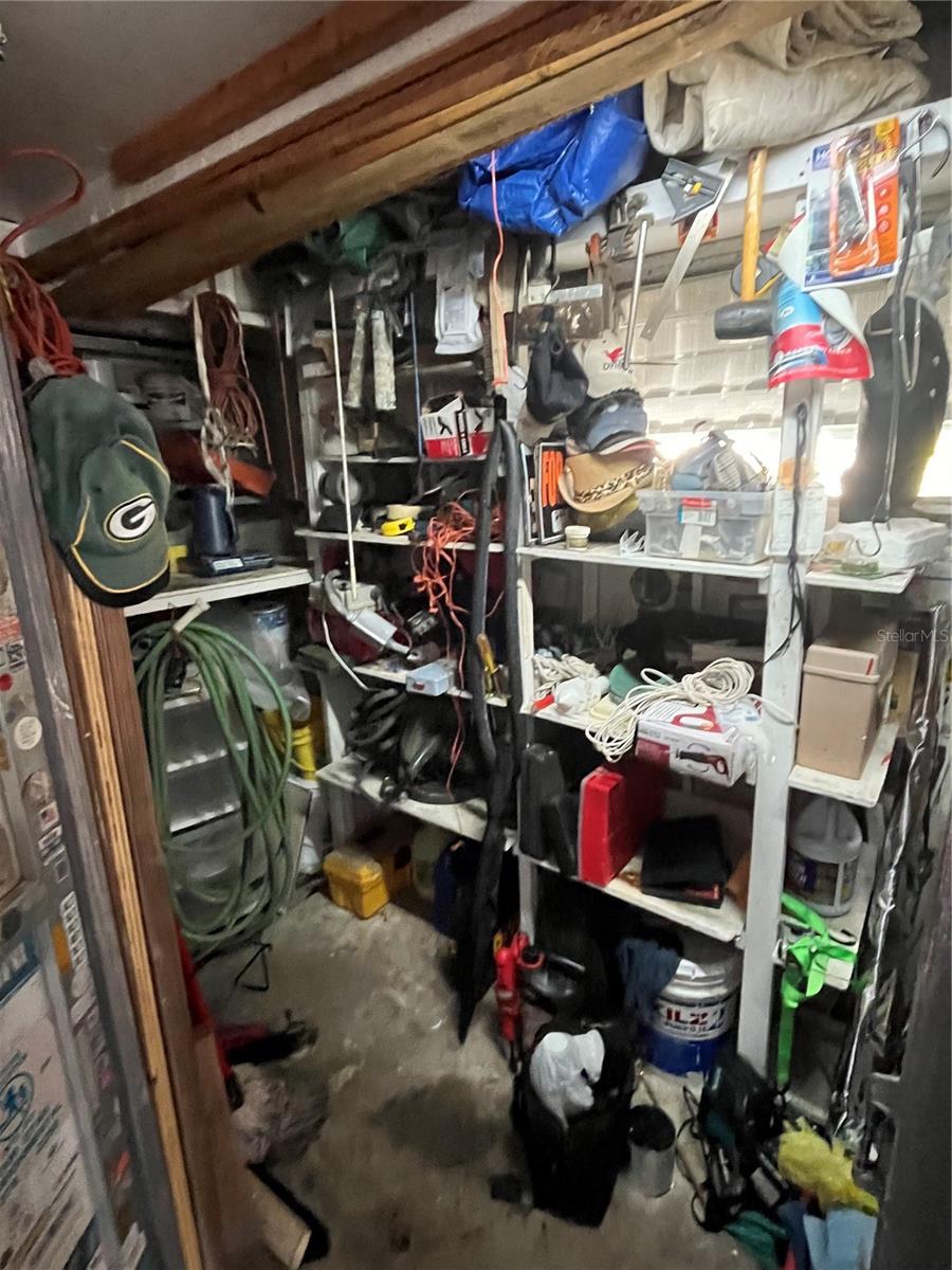 VENICE ISLE - Residential