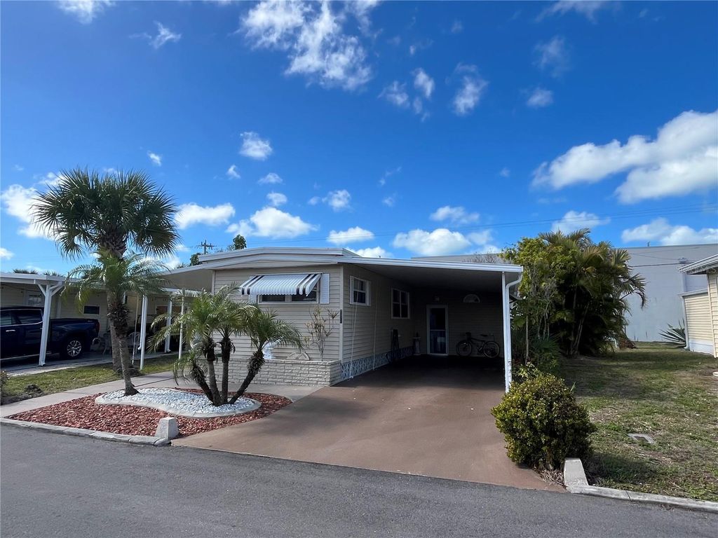 Photo of 113 Roma Road, Venice, FL 34285 (MLS # N6143246)
