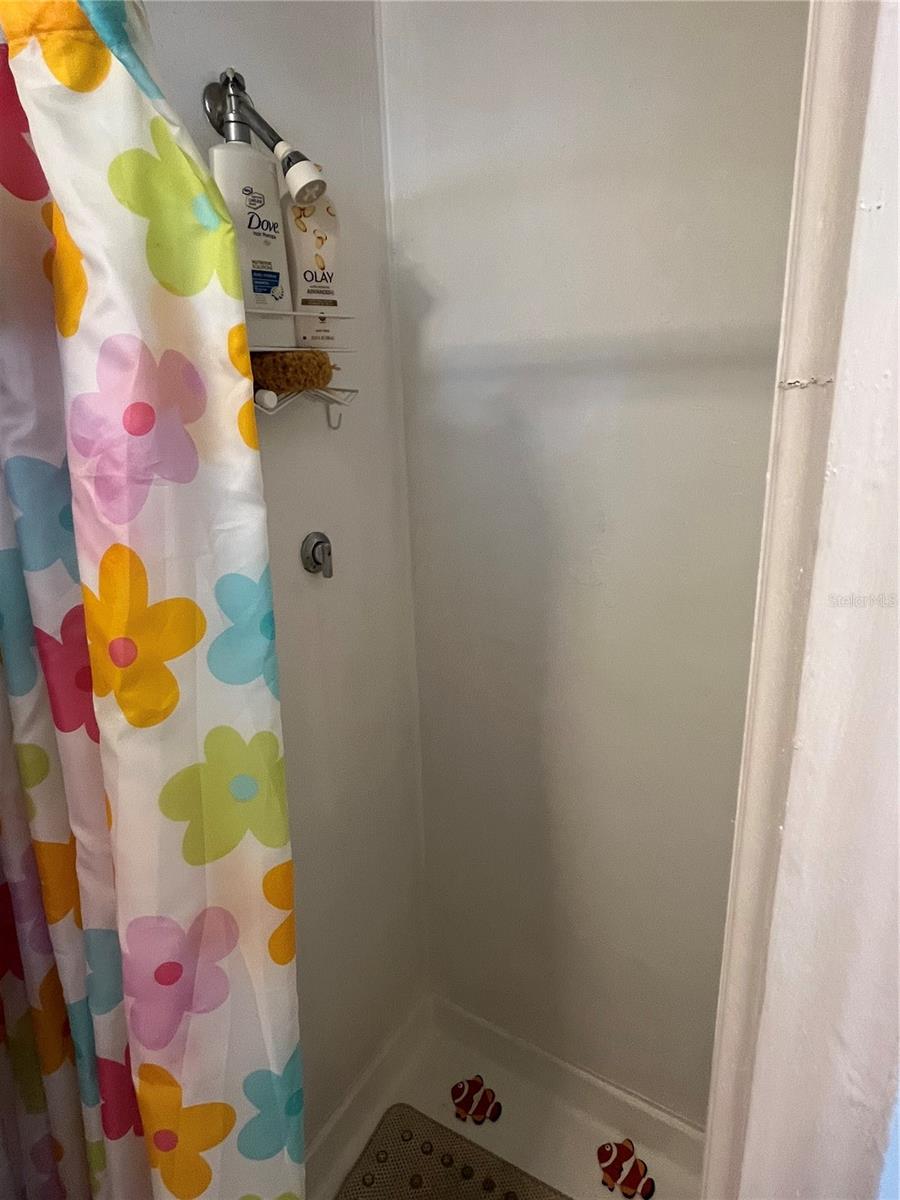 VENICE ISLE - Residential