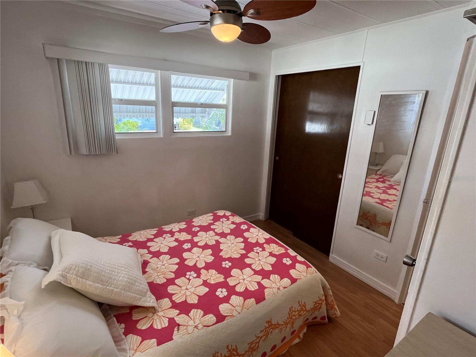 VENICE ISLE - Residential