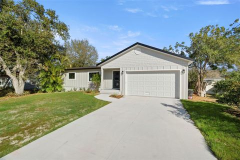 Photo of 7211 Orpine Drive N, St Petersburg, FL 33702 (MLS # TB8468983)