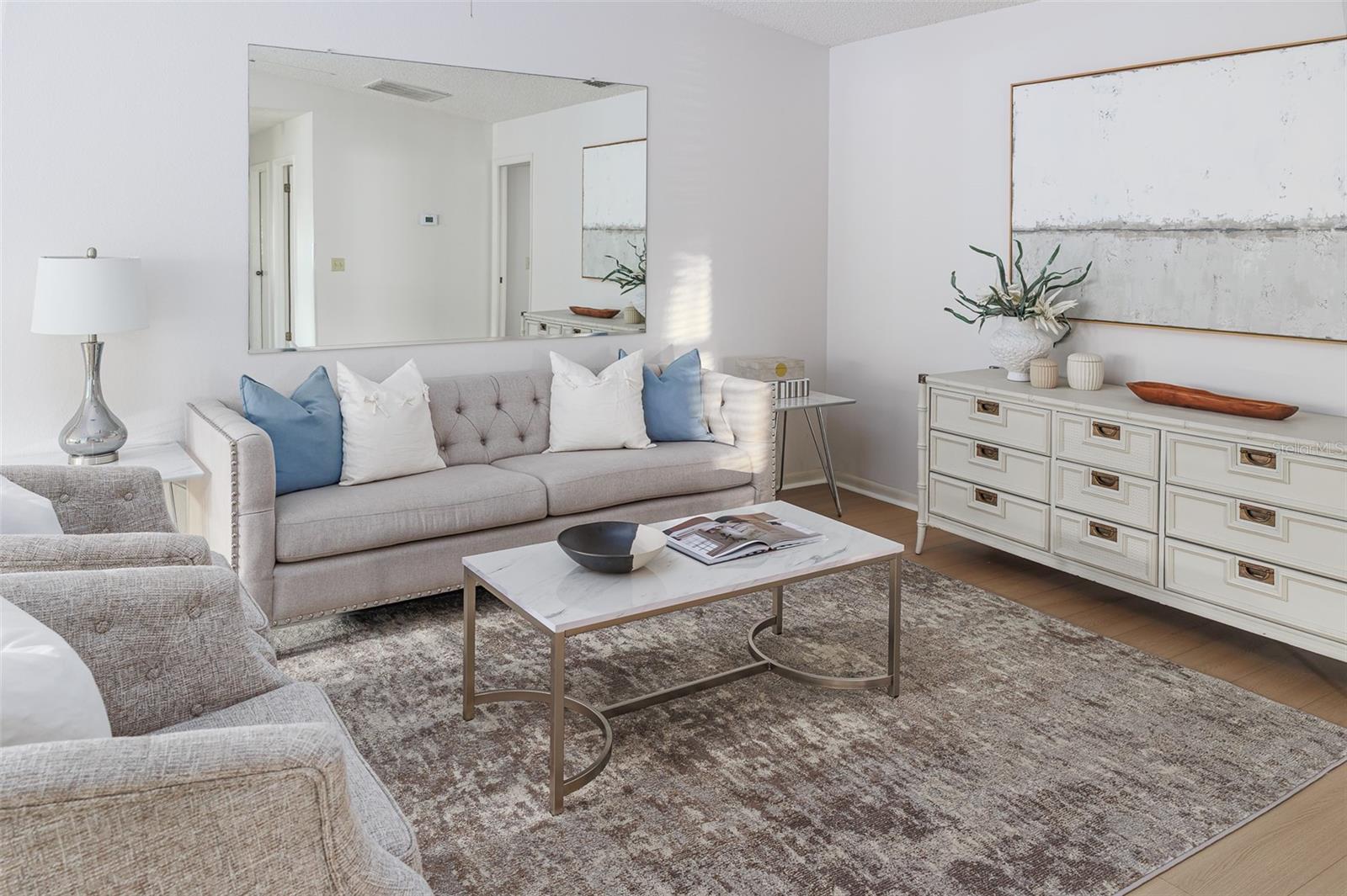 COLONNADES PH 02 - Residential