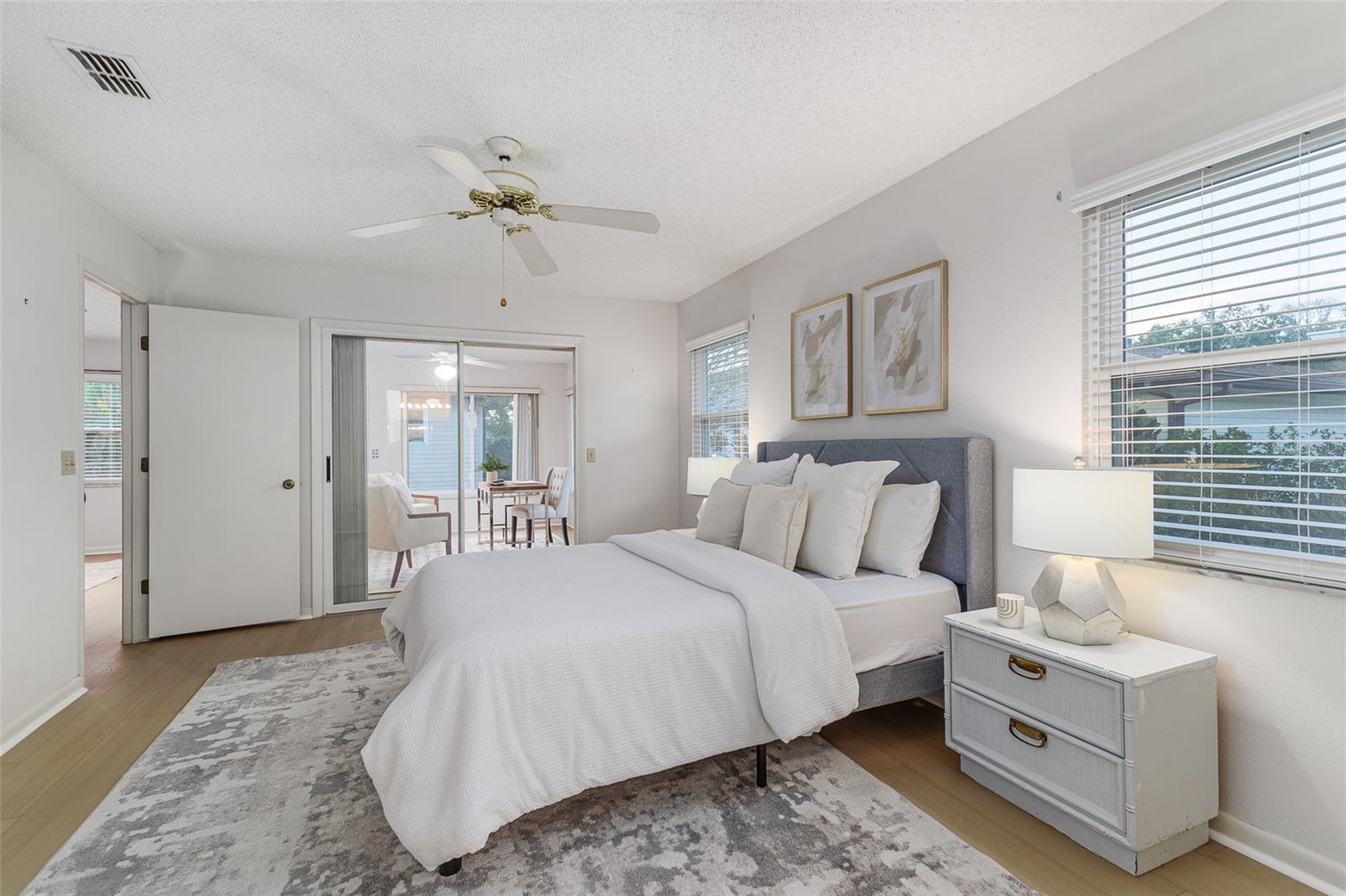 COLONNADES PH 02 - Residential