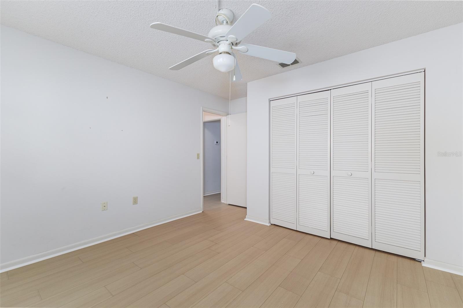 COLONNADES PH 02 - Residential