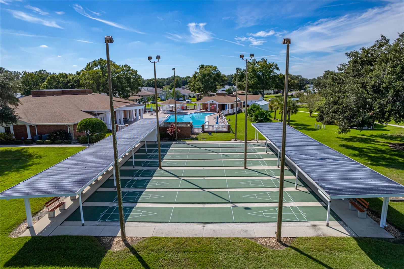 COLONNADES PH 02 - Residential