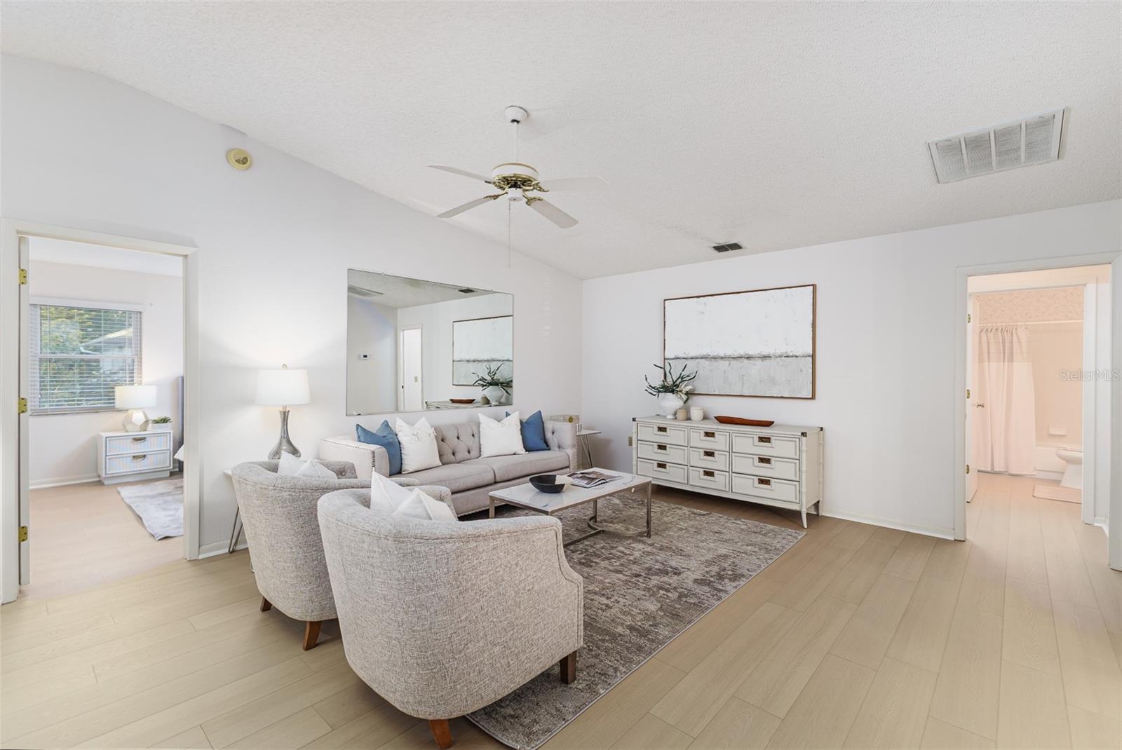 COLONNADES PH 02 - Residential