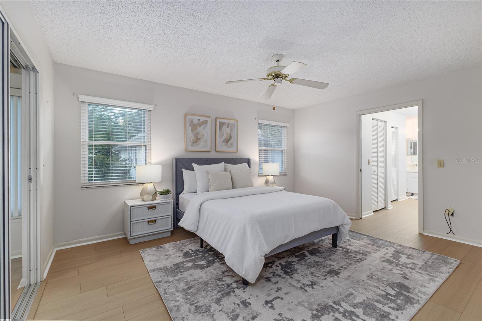 COLONNADES PH 02 - Residential