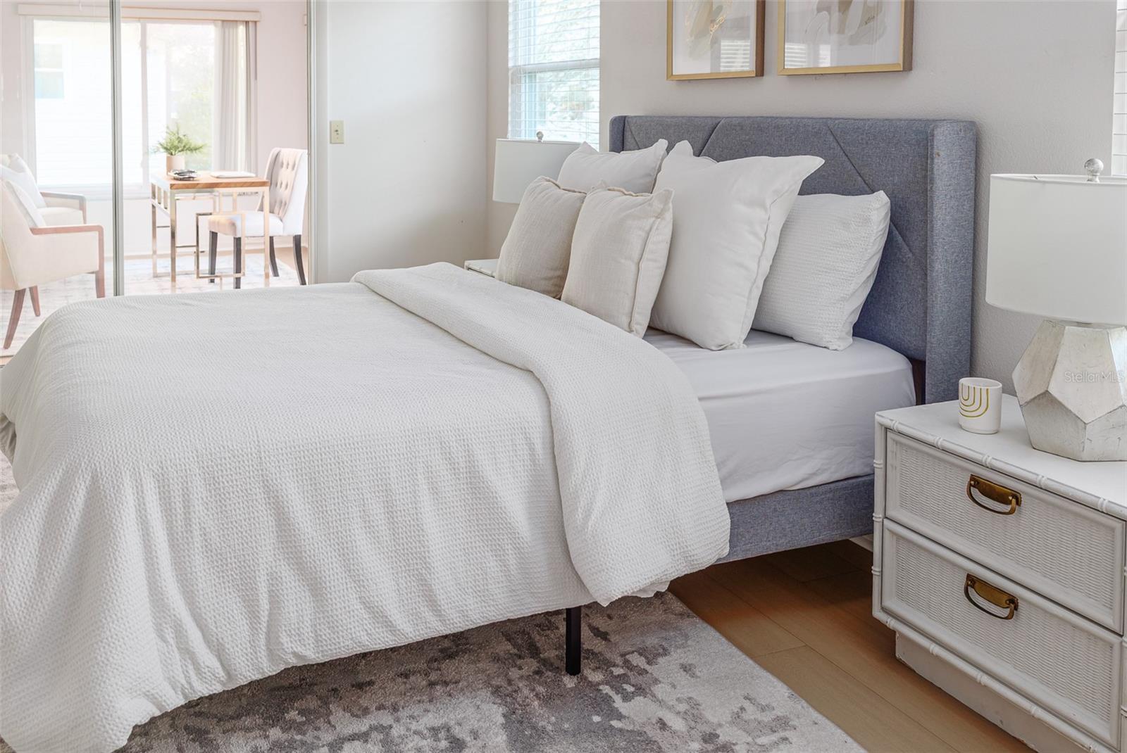 COLONNADES PH 02 - Residential