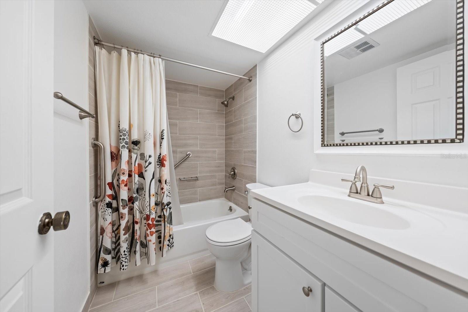 SOUND SOUTH UNIT TWO - Residential