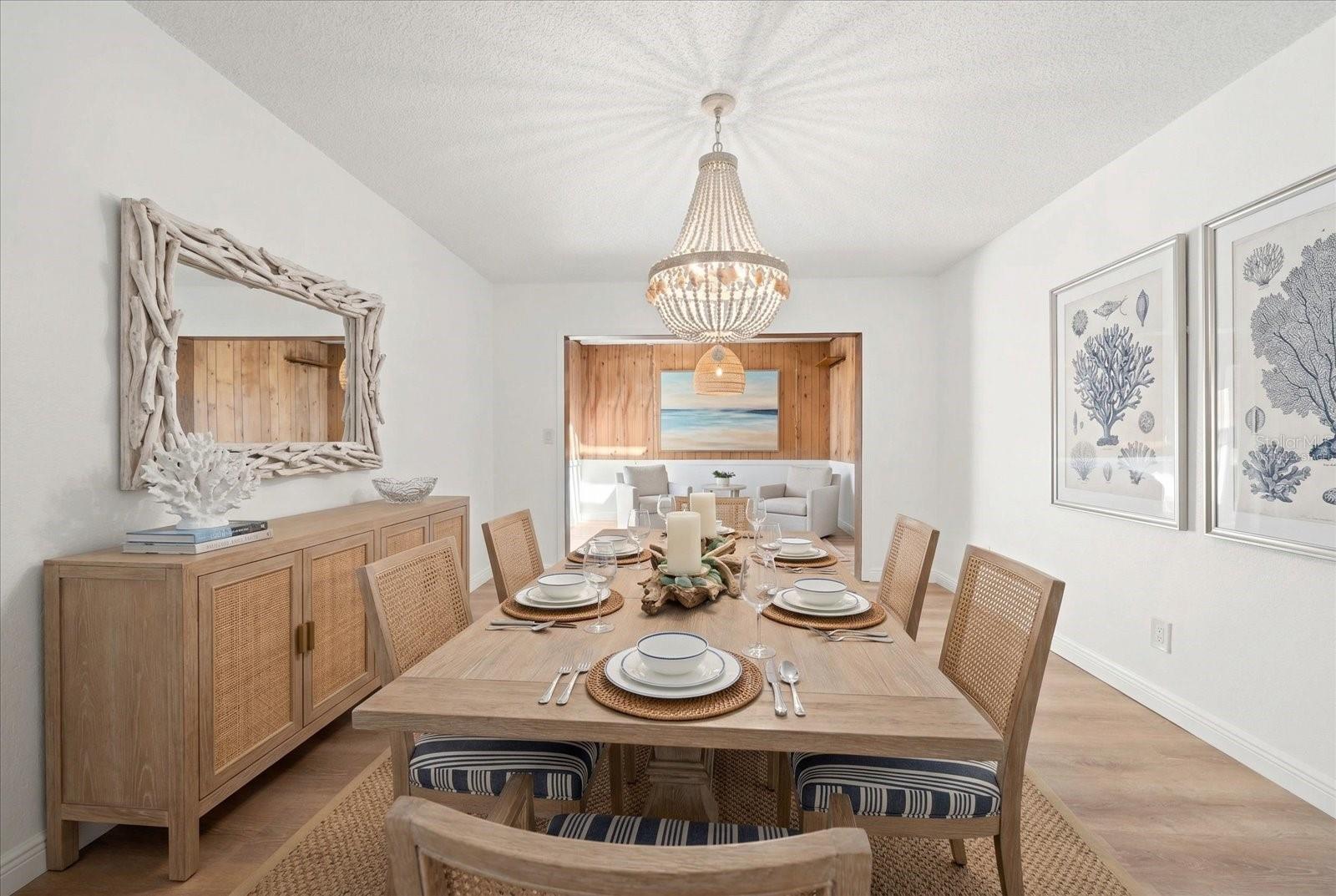 2275 KINGFISHER LANE