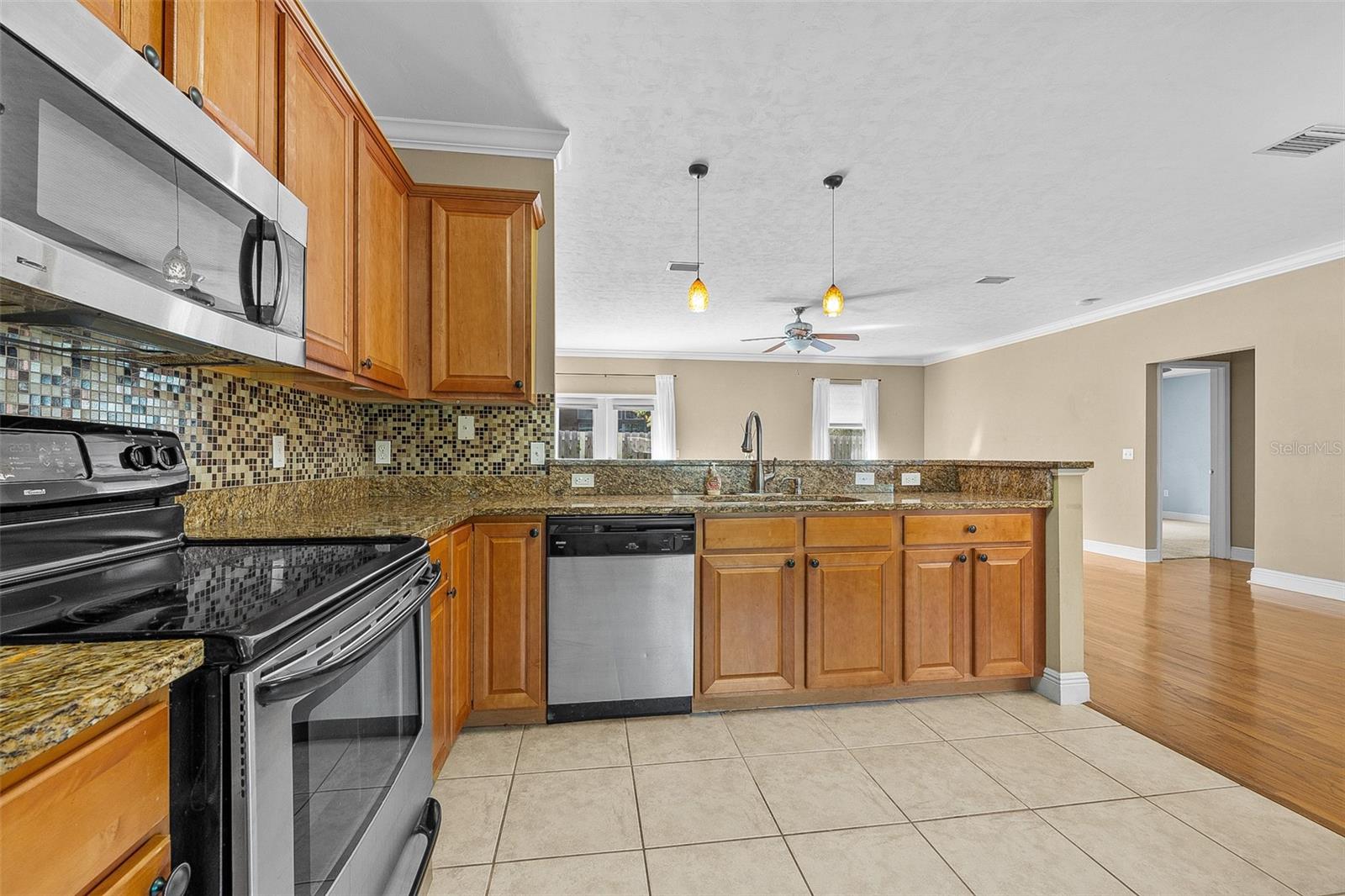 WILLOW OAK PLANTATION - Residential Lease
