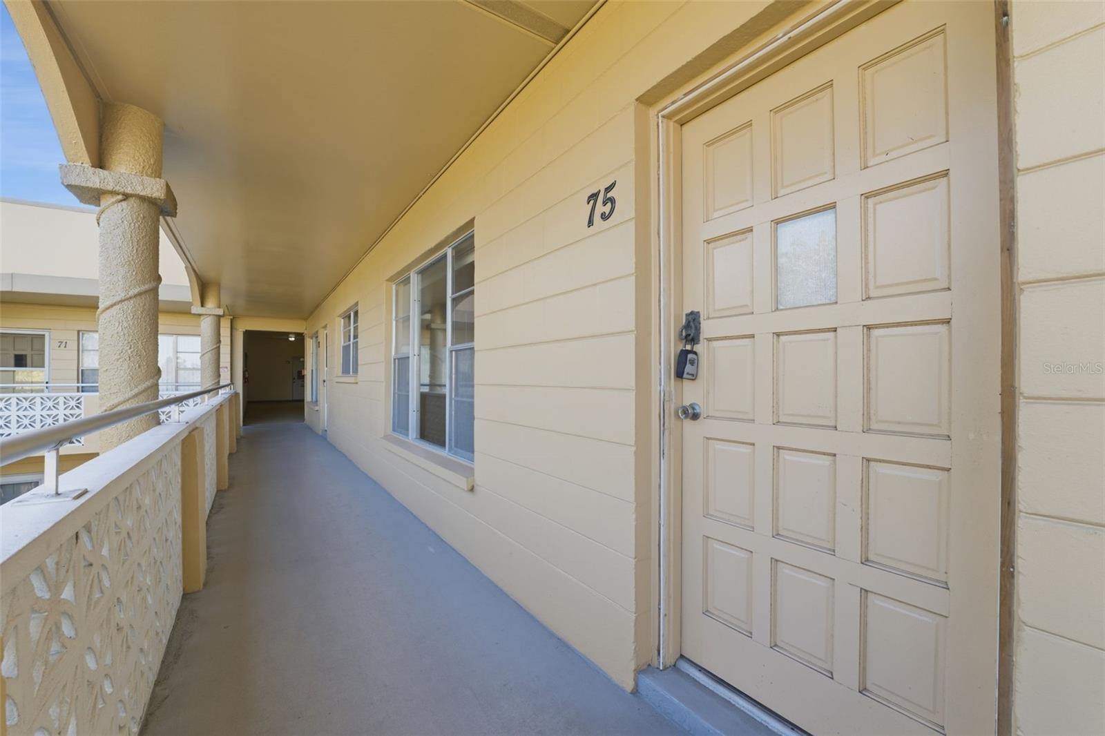 ON TOP OF THE WORLD - Residential