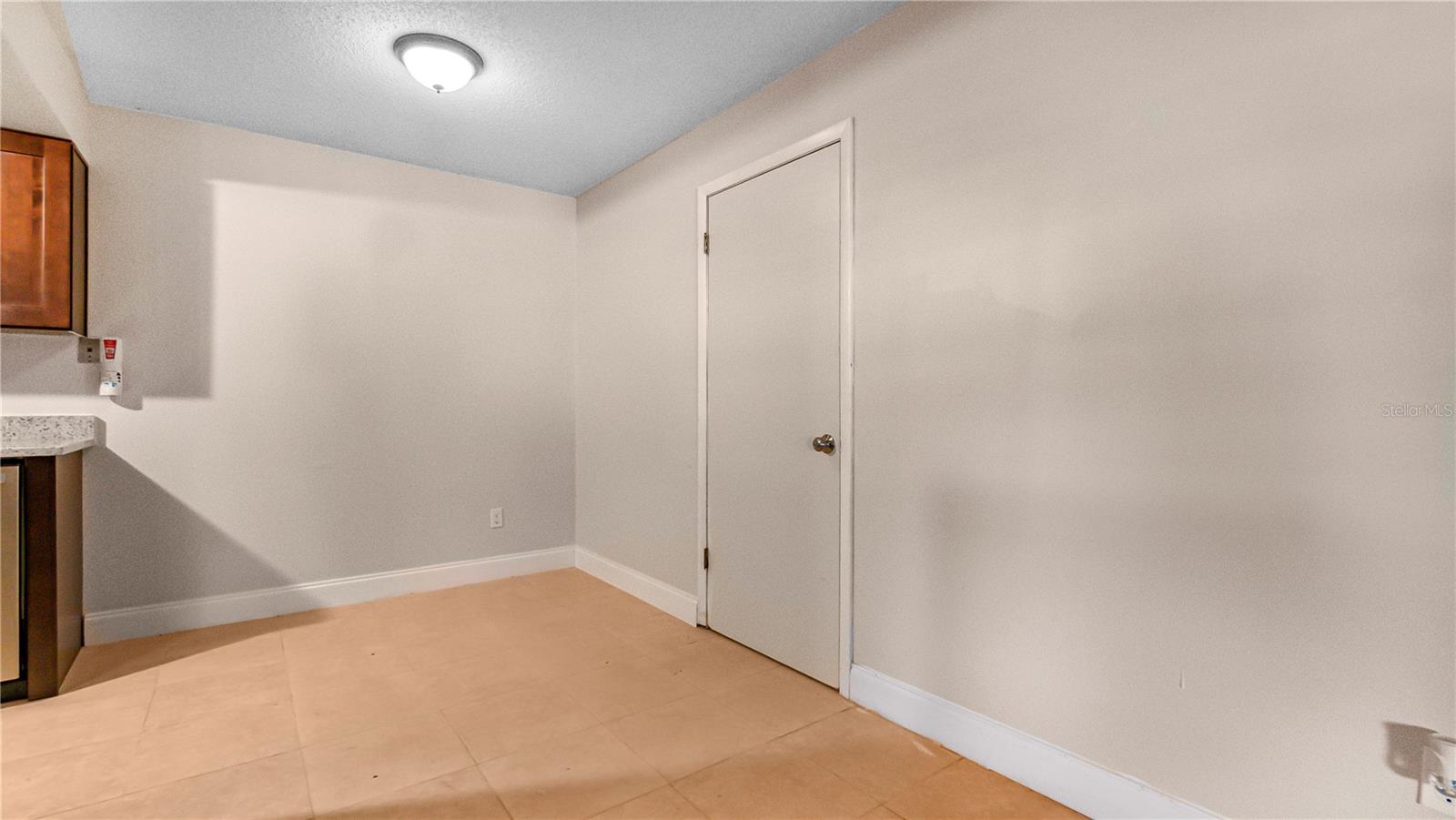 THREE LAKES VILLAGE - Residential