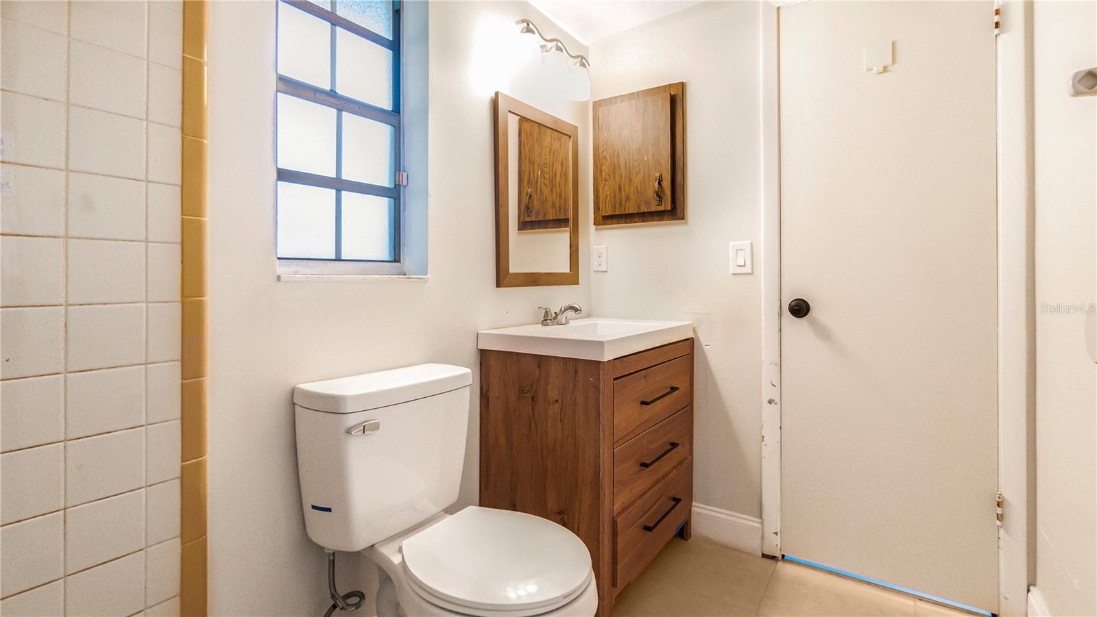 THREE LAKES VILLAGE - Residential