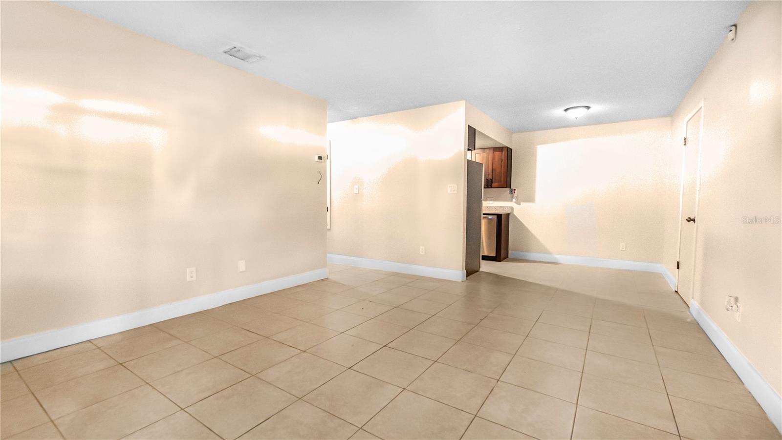 THREE LAKES VILLAGE - Residential