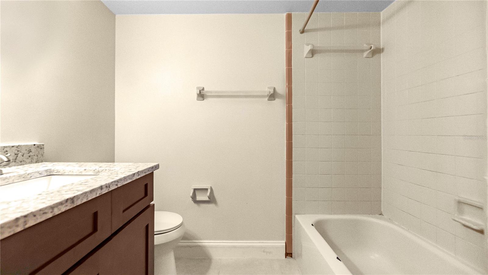 THREE LAKES VILLAGE - Residential