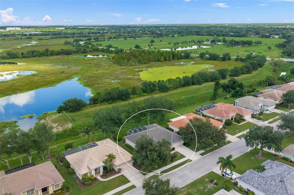 Photo of 6704 Deering Circle, Sarasota, FL 34240 (MLS # A4709725)
