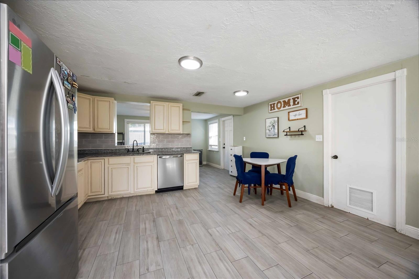 SOUTHWOOD VILLAGE FIRST ADD REP - Residential