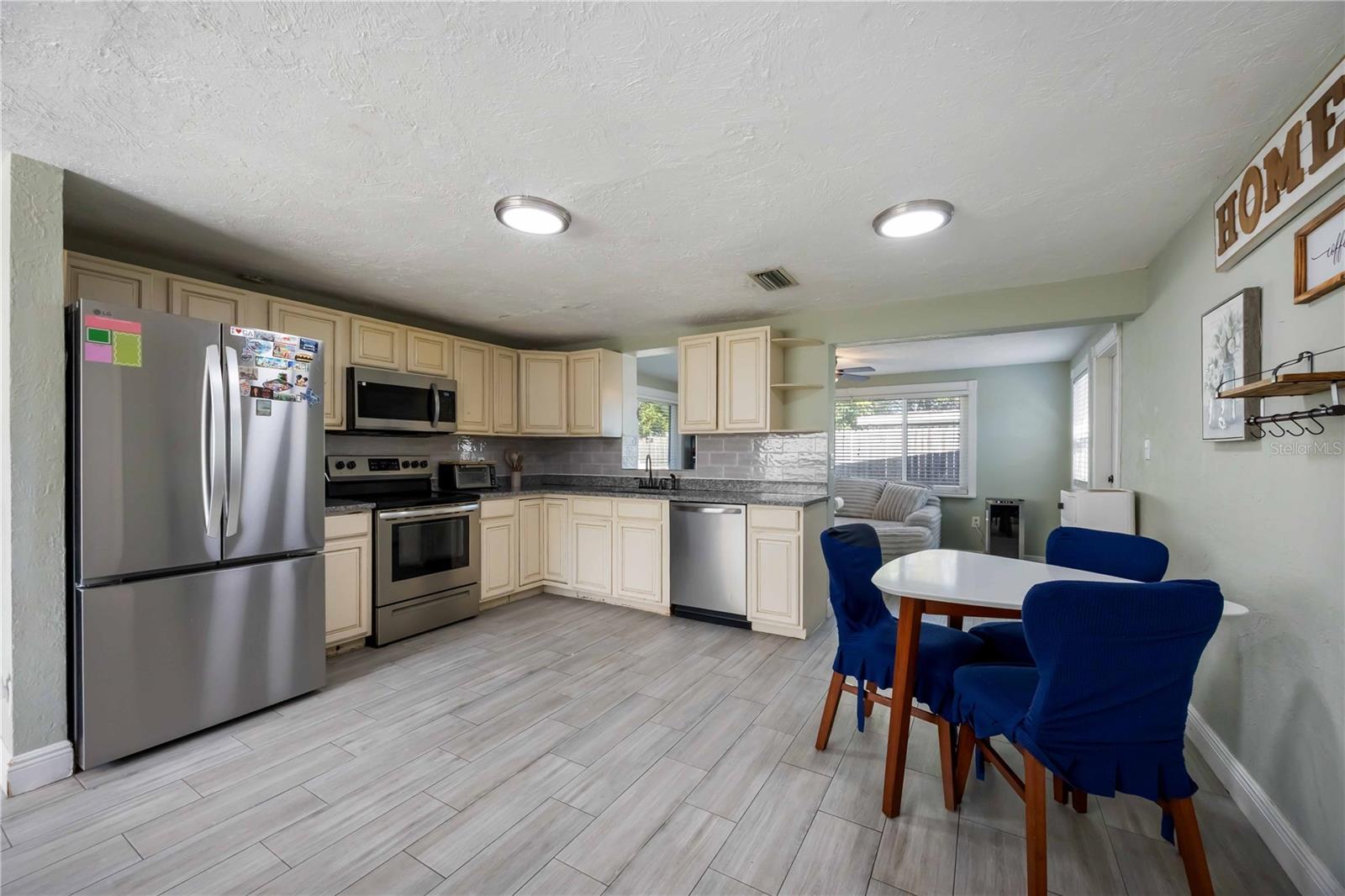 SOUTHWOOD VILLAGE FIRST ADD REP - Residential