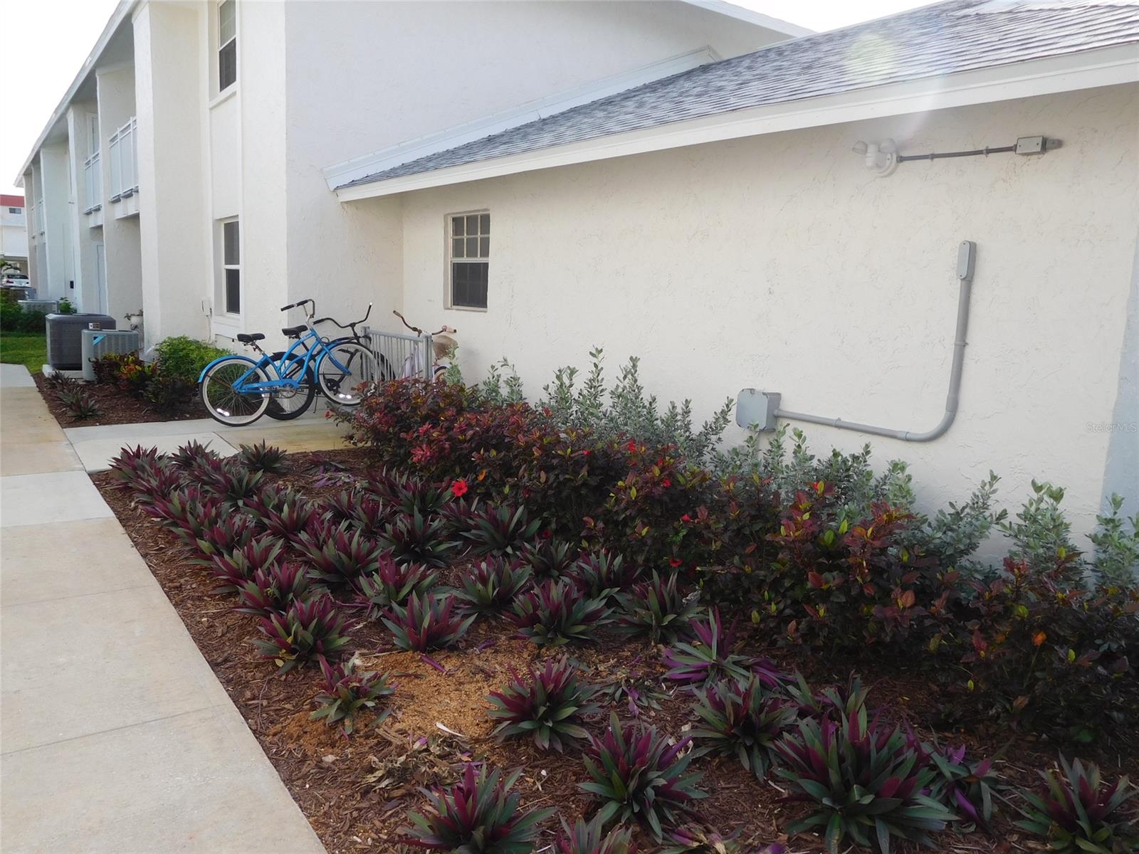 Village Colony Beach Club - Residential