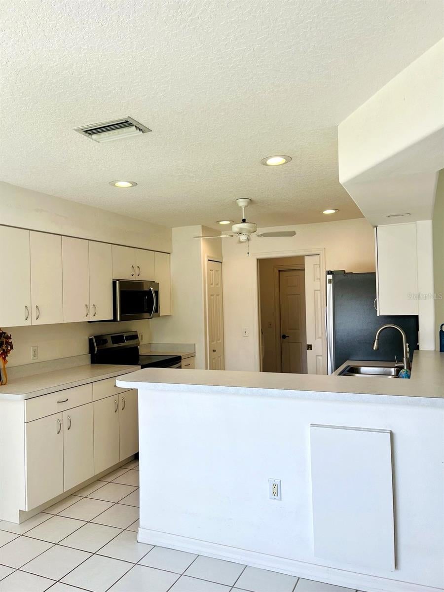 1551 ROYAL ROAD, VENICE, FL, 34293 1 1551 ROYAL ROAD