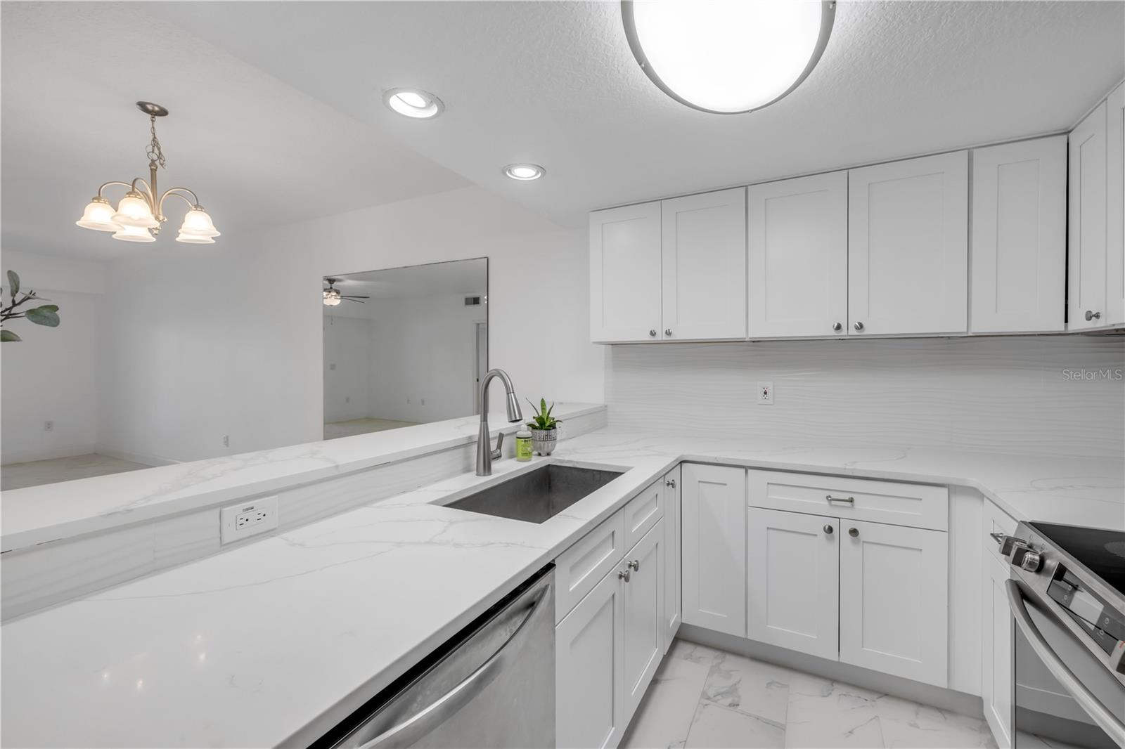 5300 S ATLANTIC AVENUE 1-205