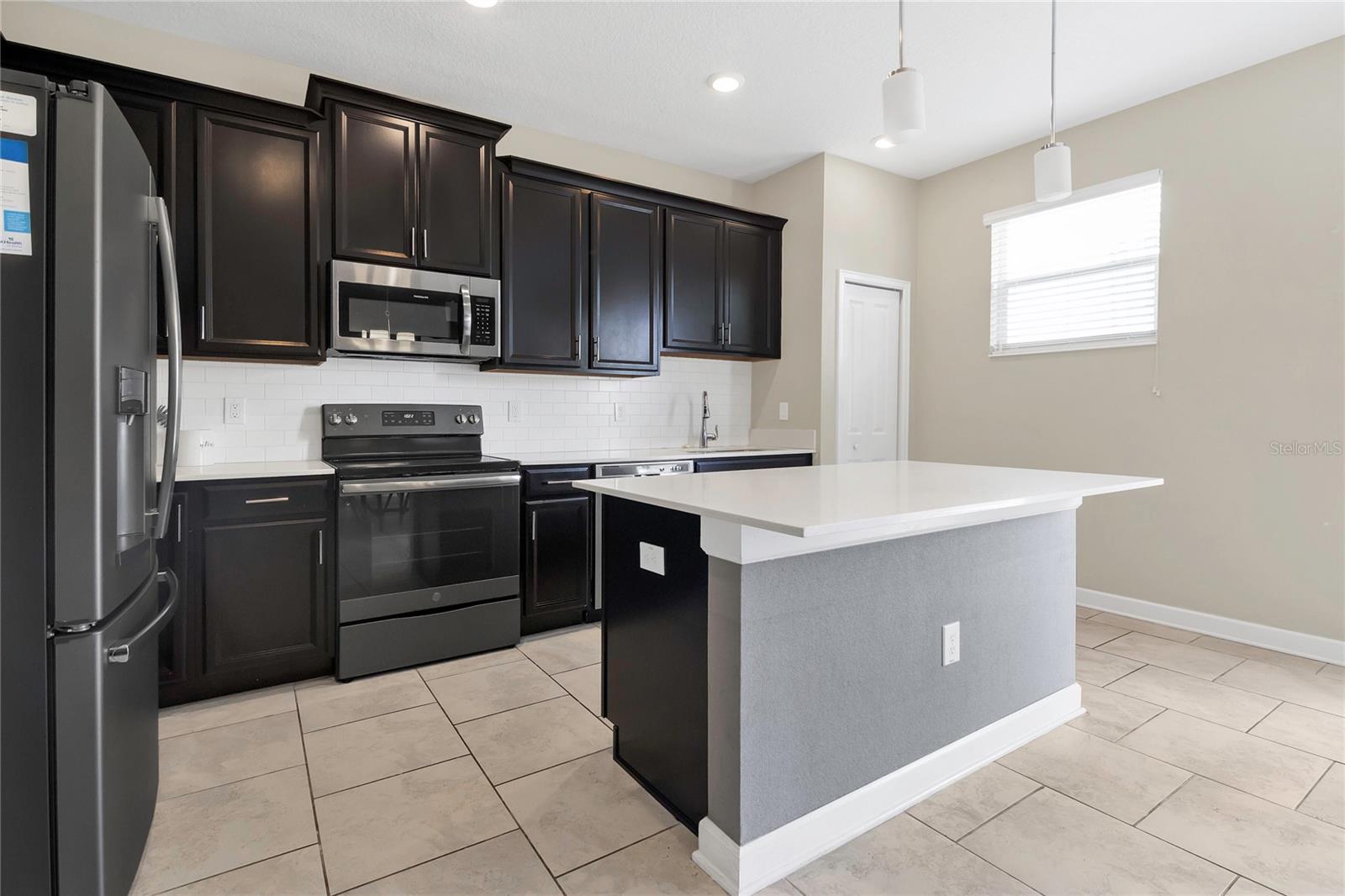 STOREY LAKE TR K - Residential