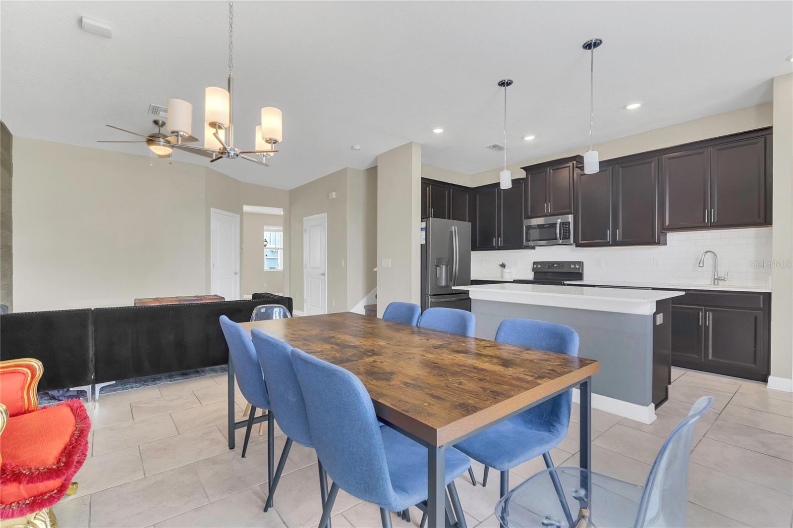 STOREY LAKE TR K - Residential