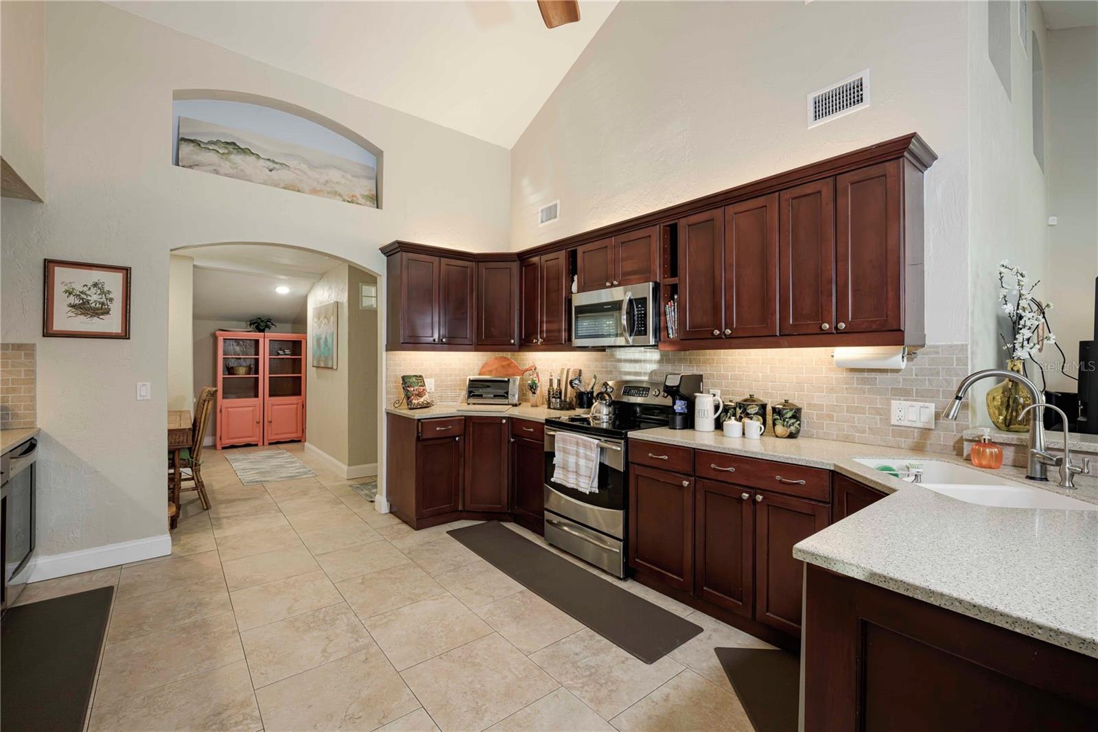 FLEMINGS PORT ORANGE - Residential