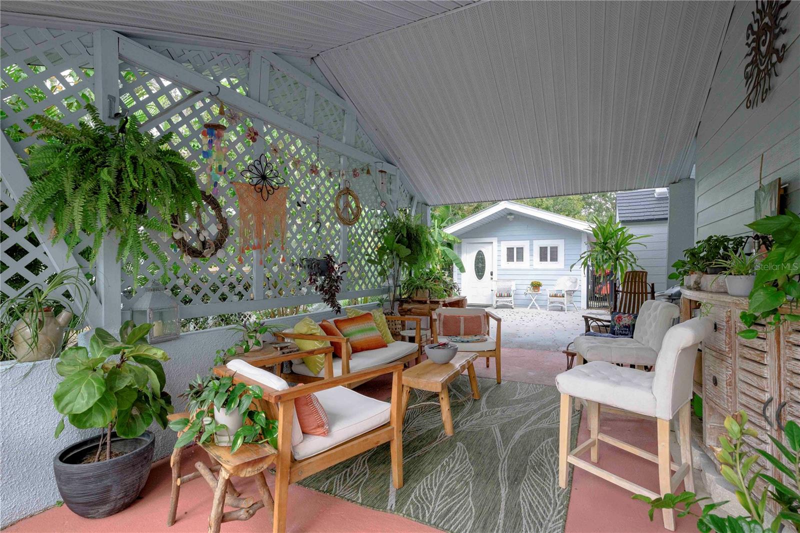 111 FLEMING AVENUE