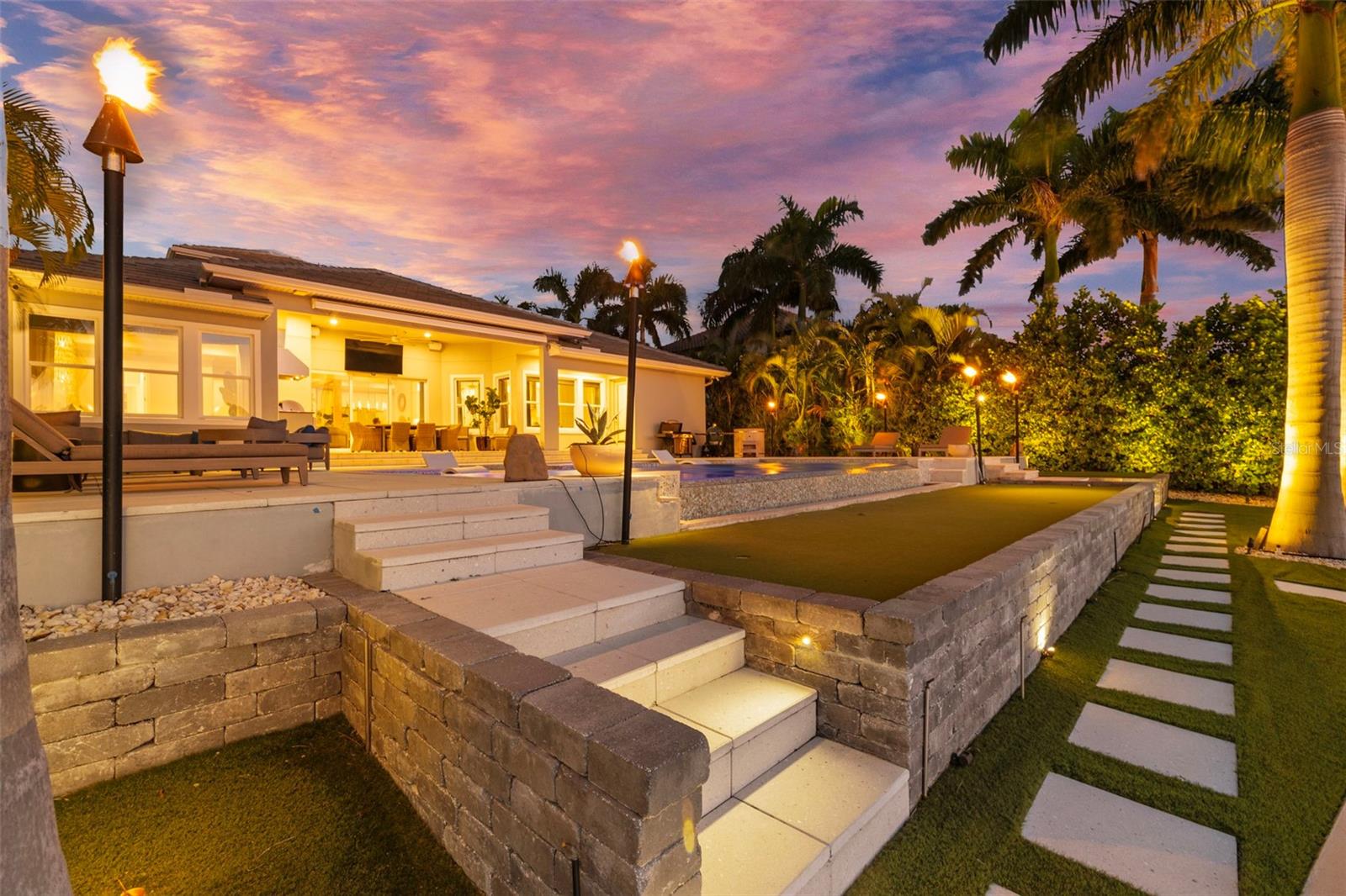 COVE AT ROCKY POINT - Residential