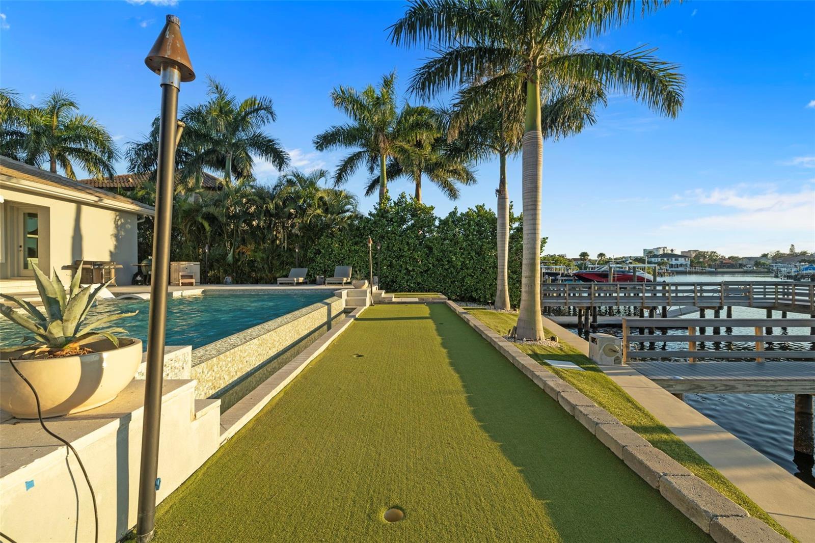 COVE AT ROCKY POINT - Residential