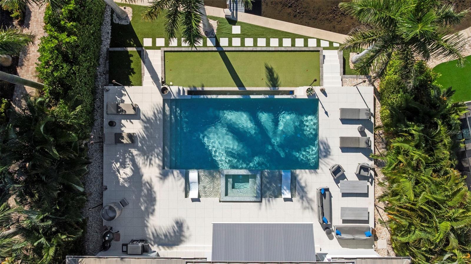 COVE AT ROCKY POINT - Residential