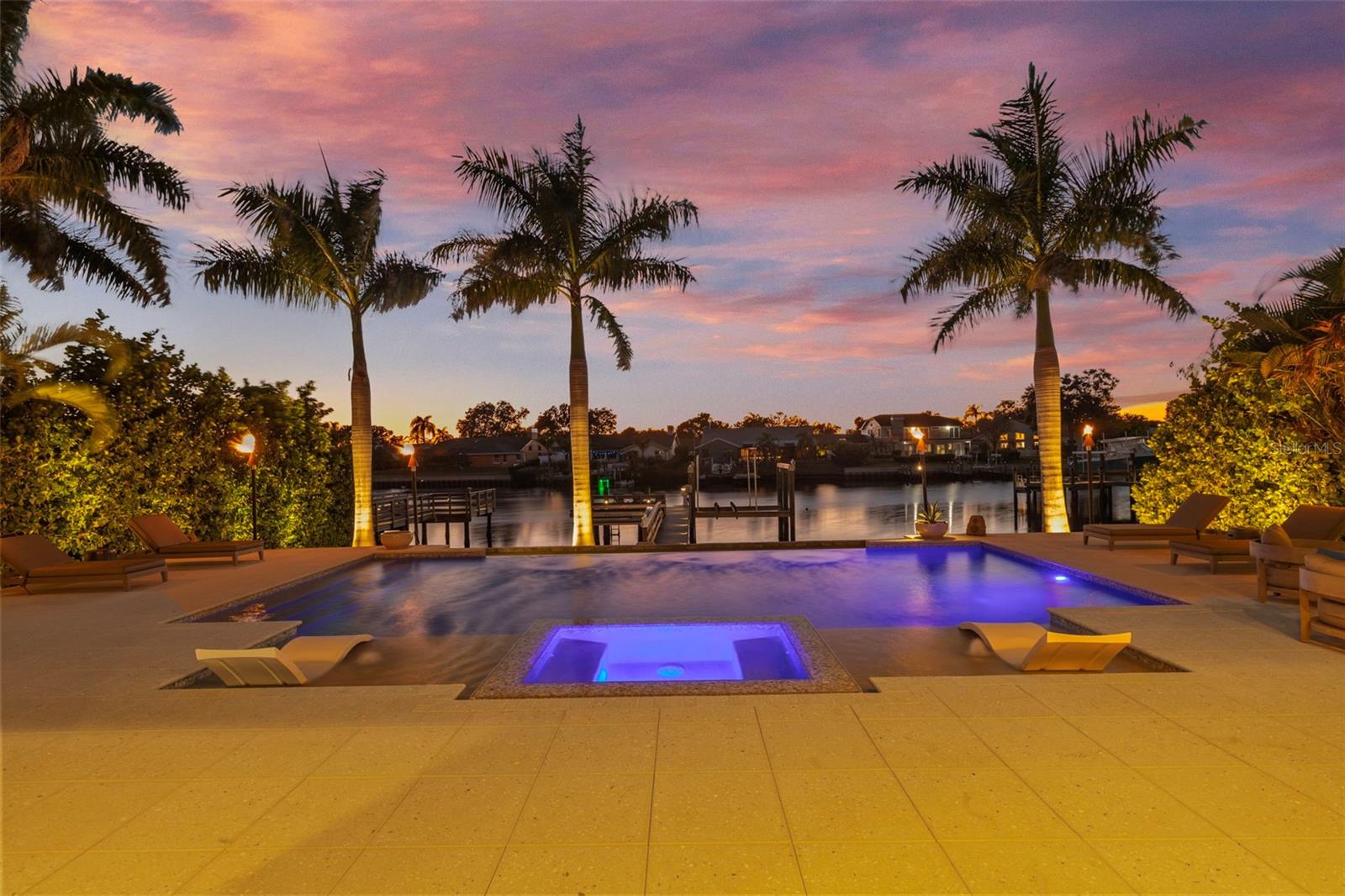 COVE AT ROCKY POINT - Residential