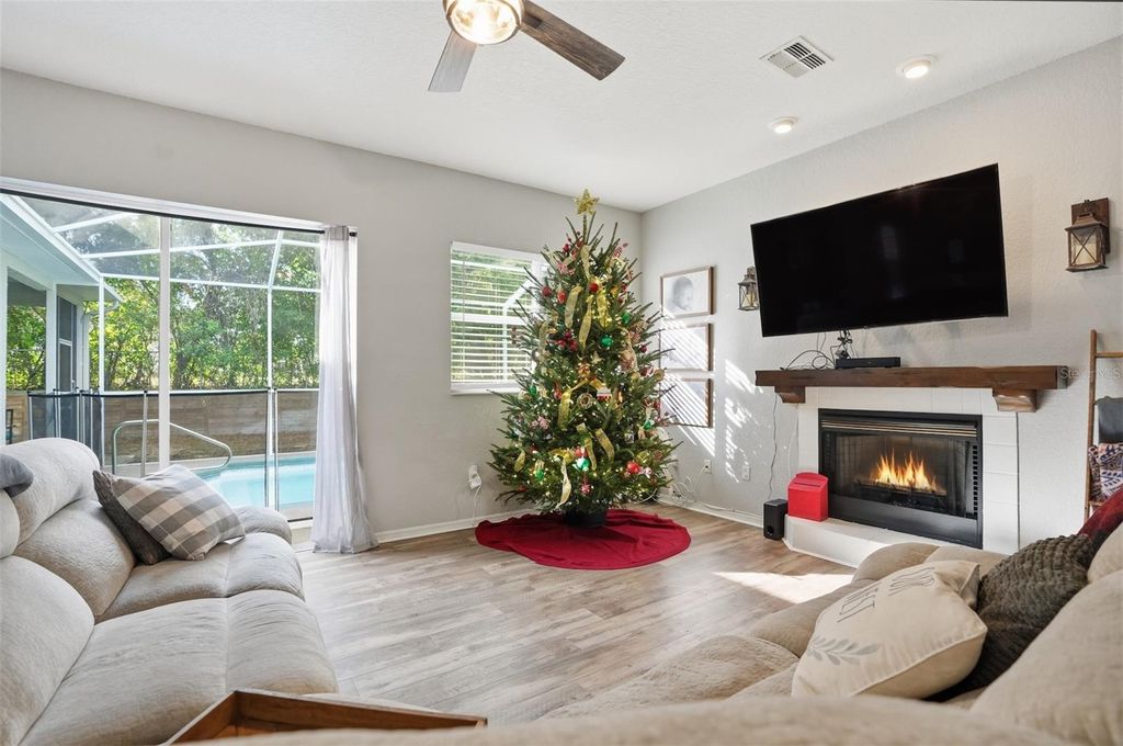 Photo of 12131 Buckingham Way, Spring Hill, FL 34609 (MLS # W7881037)