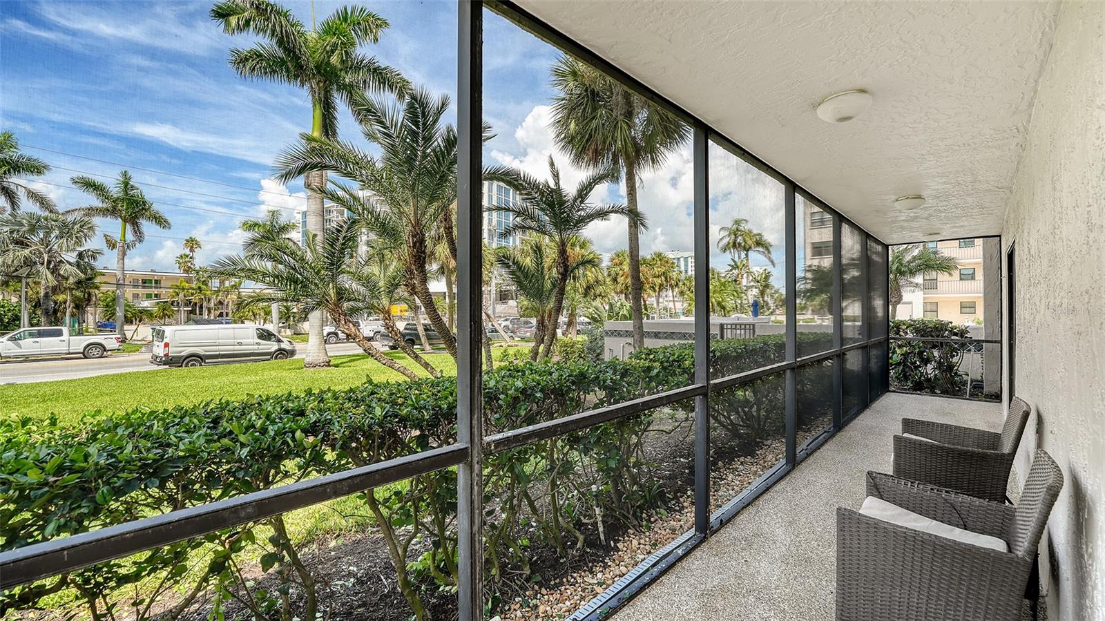 LIDO TOWERS - Residential