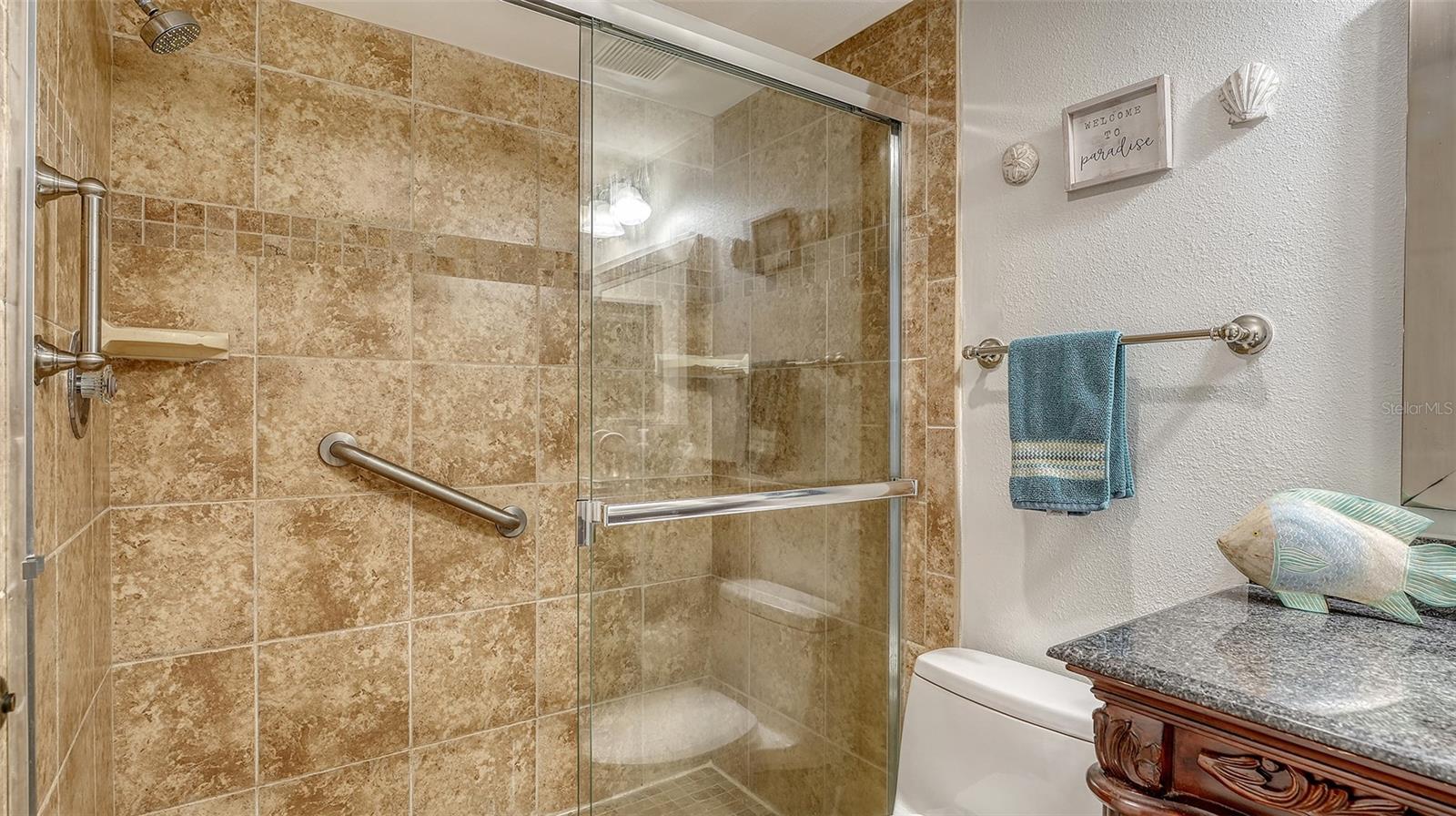 LIDO TOWERS - Residential