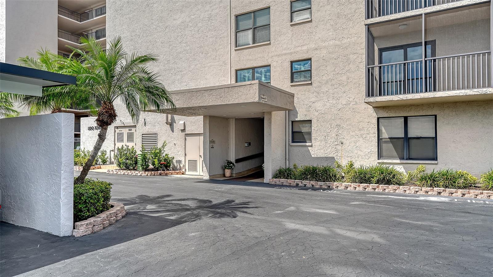 LIDO TOWERS - Residential