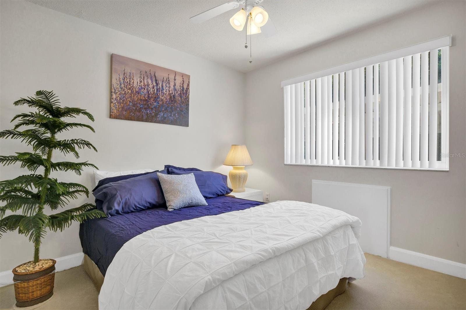 LAKELAND HARBOUR APTS - Residential