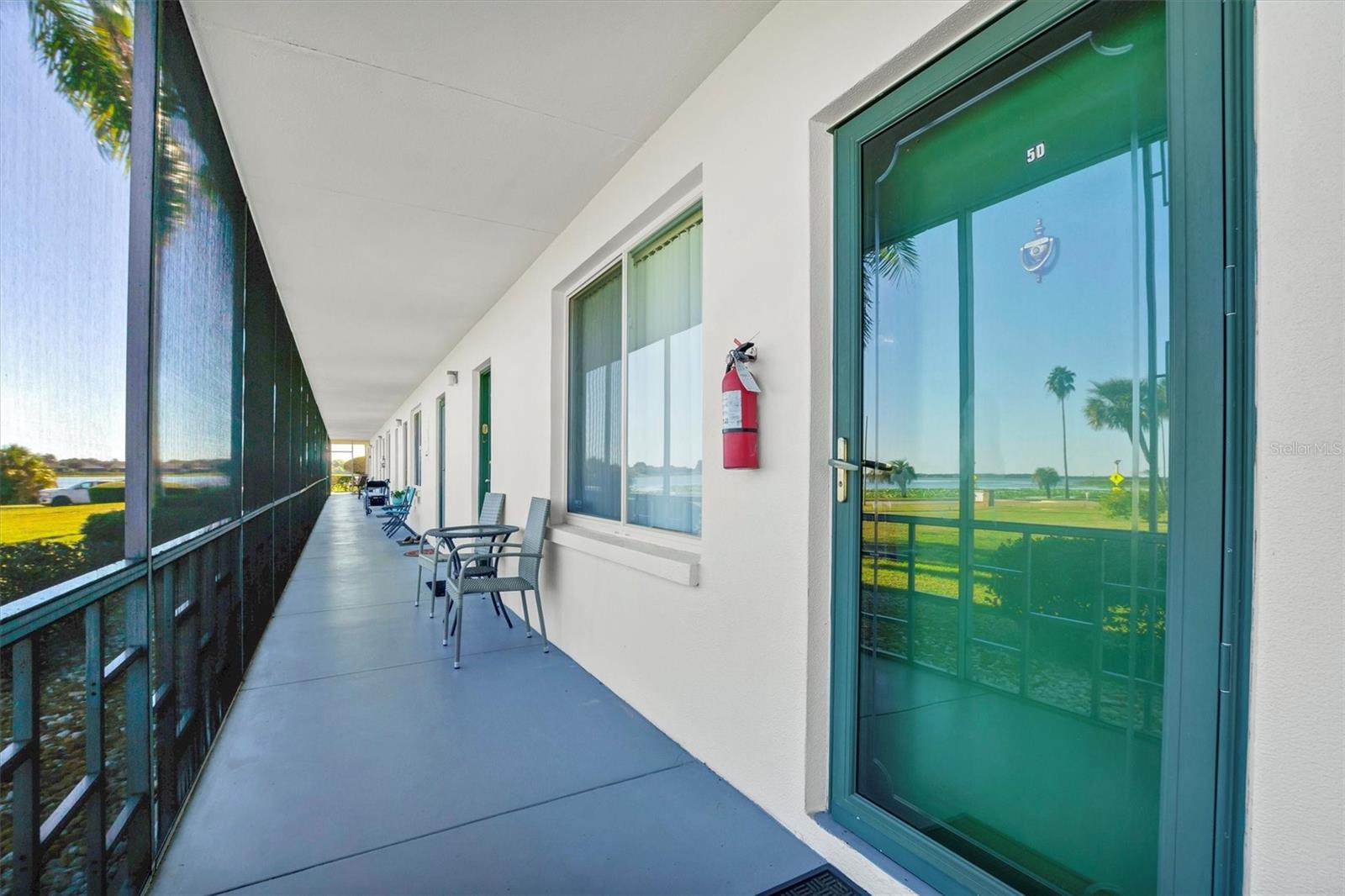 LAKELAND HARBOUR APTS - Residential