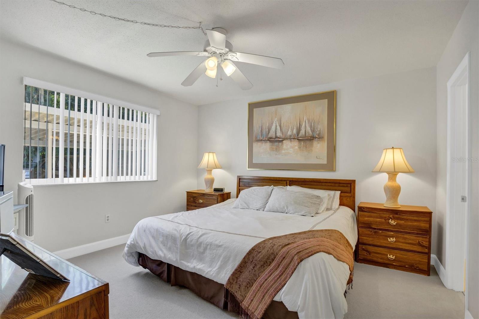 LAKELAND HARBOUR APTS - Residential