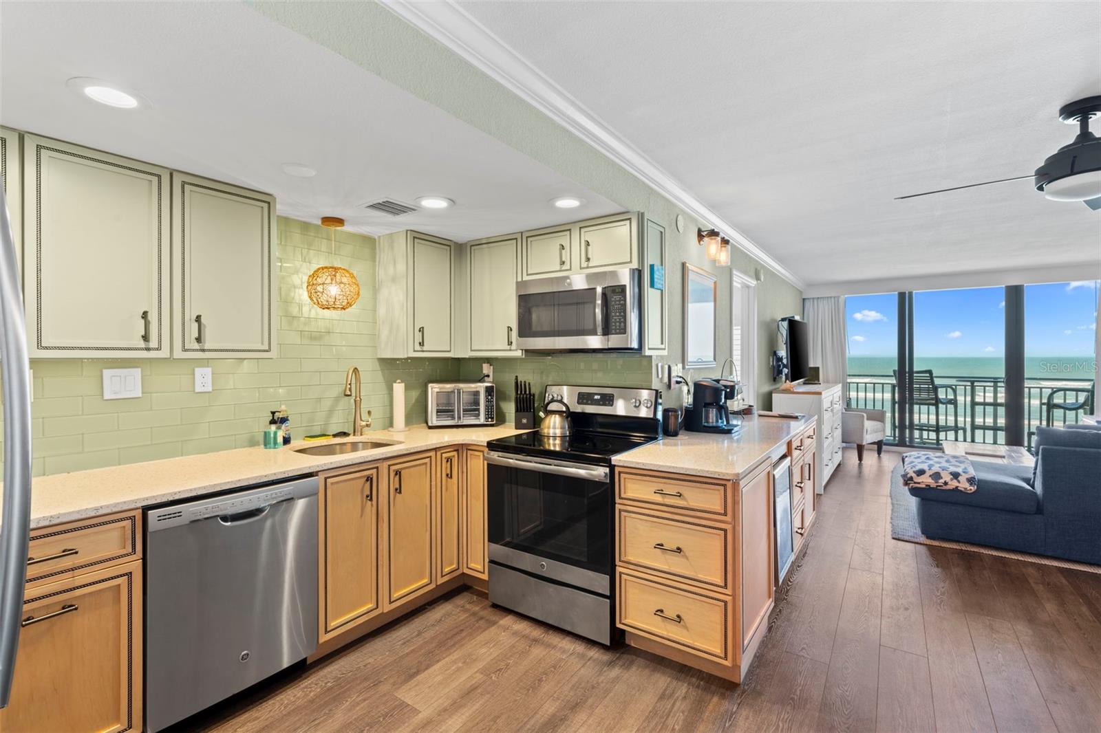 PELICAN - Residential