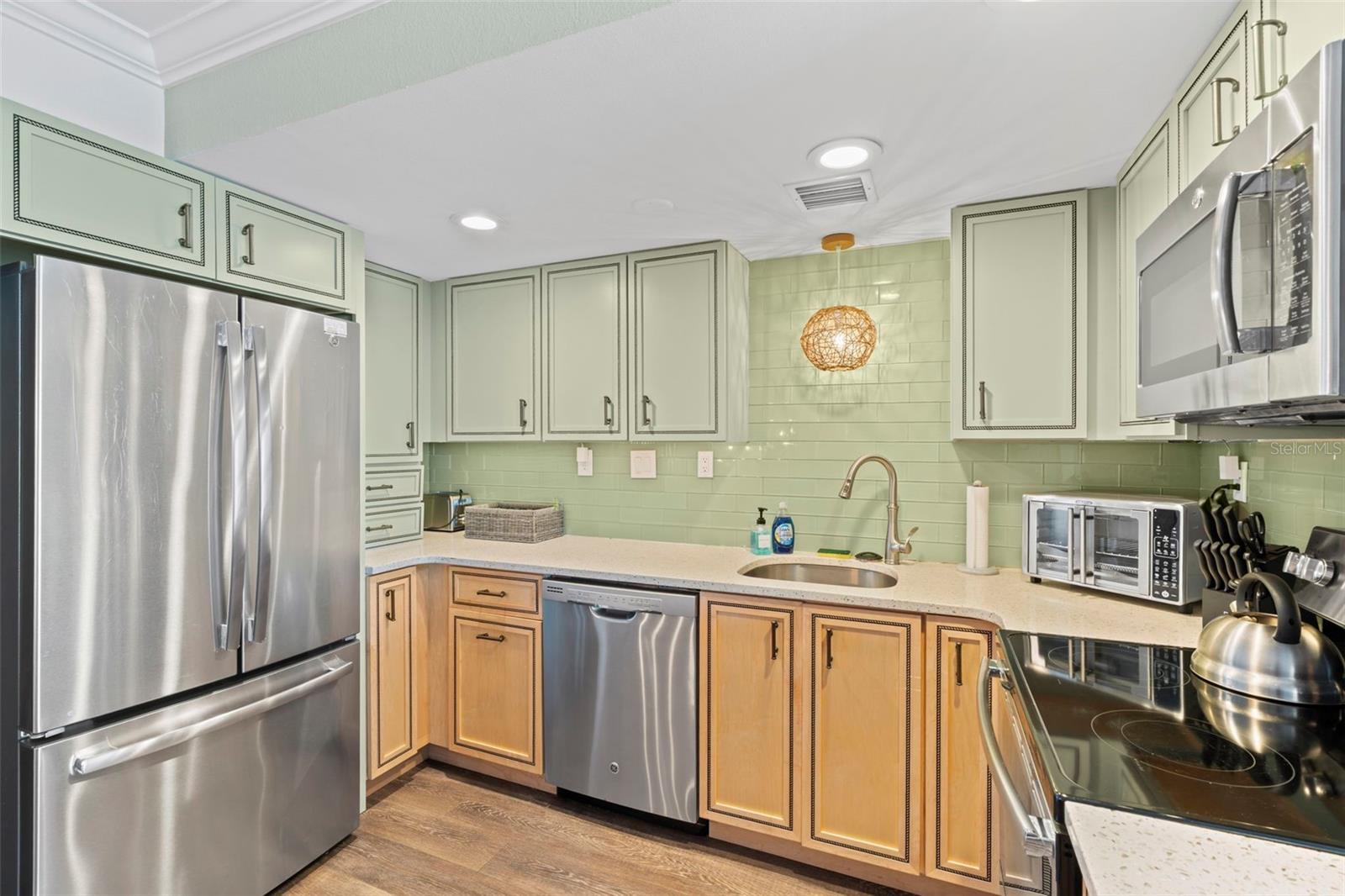 PELICAN - Residential