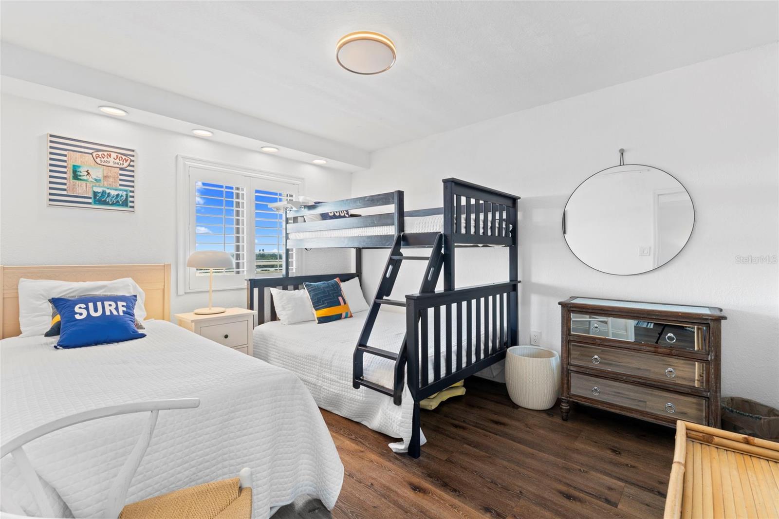 PELICAN - Residential