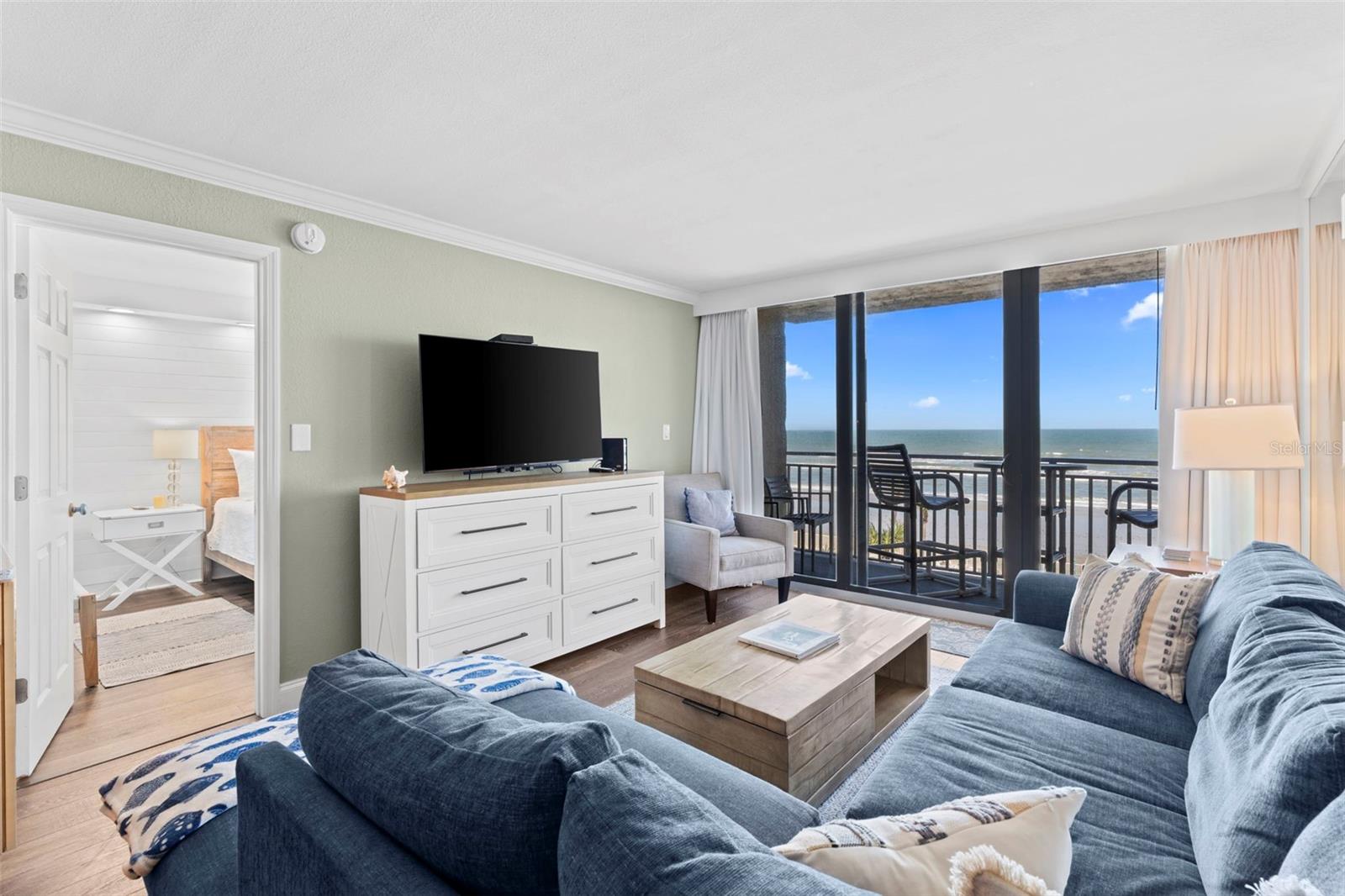 PELICAN - Residential