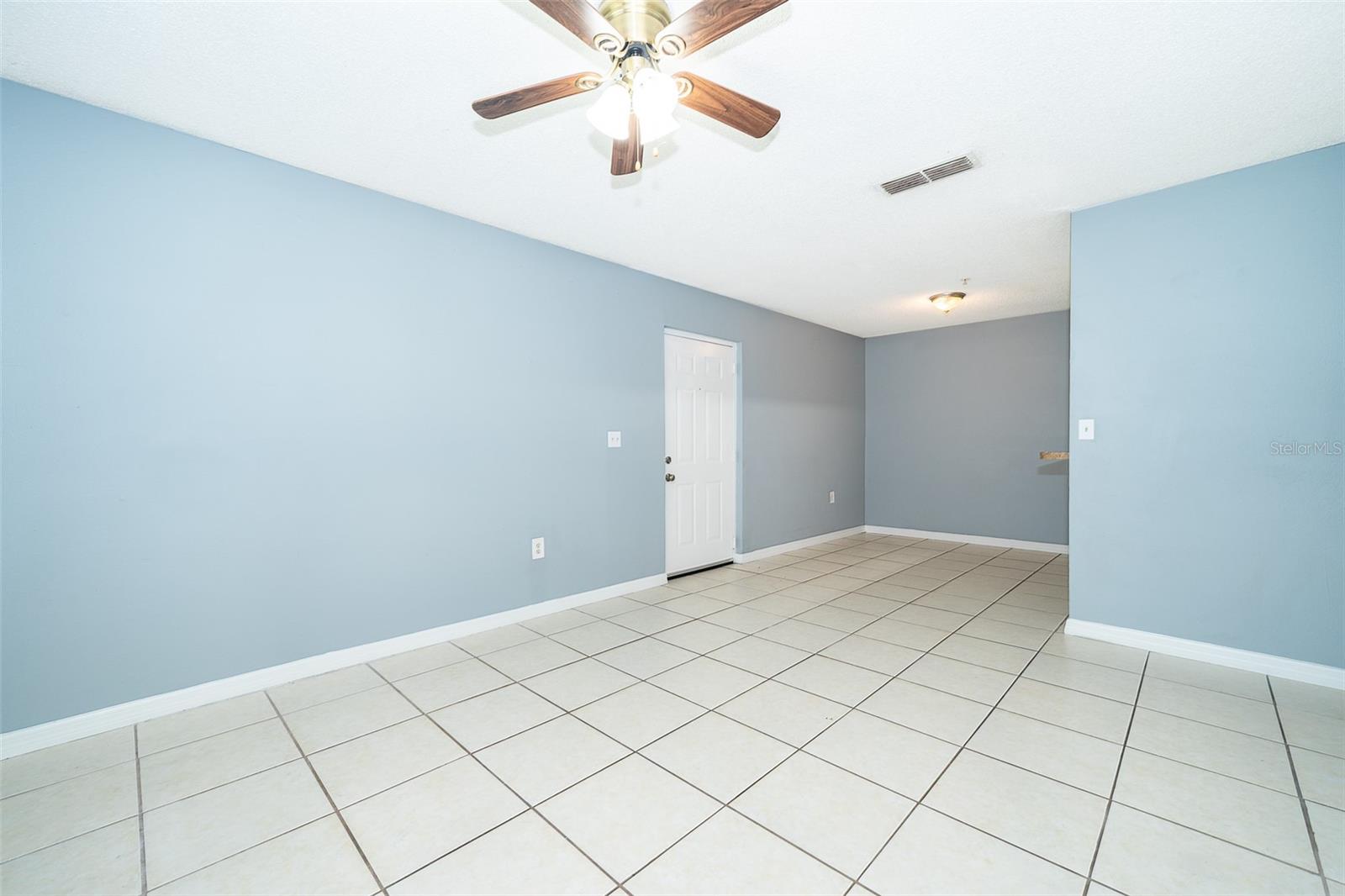 MIRIADA CONDOS - Residential Lease