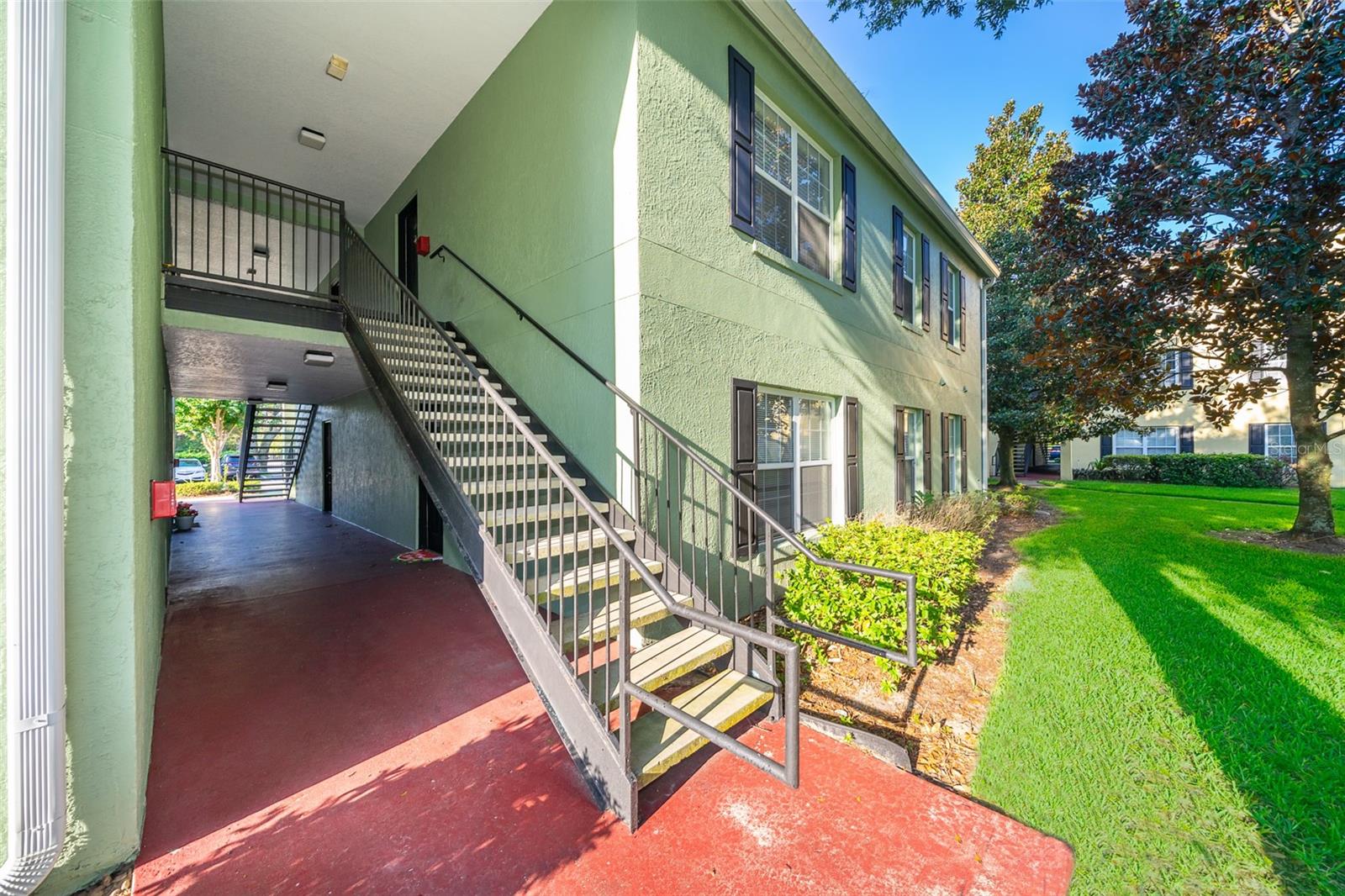 MIRIADA CONDOS - Residential Lease